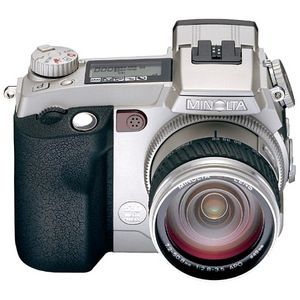 KONICA MINOLTA DiMAGE 7i
