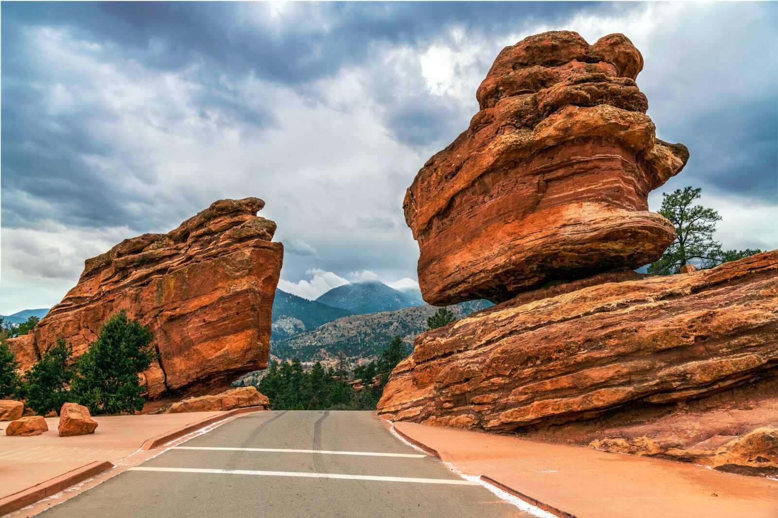 Nikon D850 sample photo. Travel, sky, sandstone photography