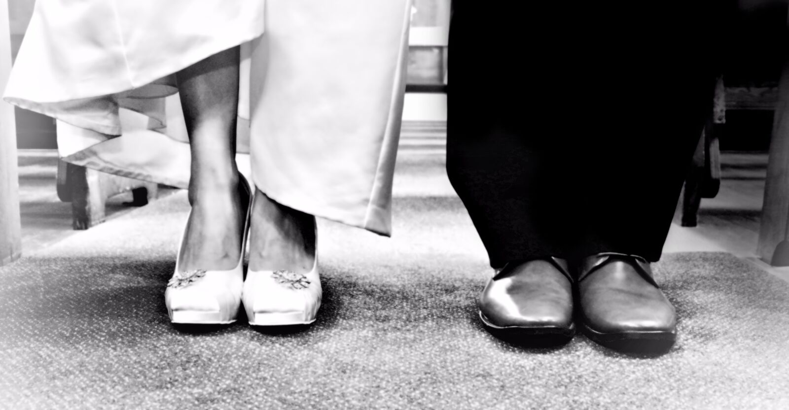 Fujifilm X-A3 + Fujifilm XC 16-50mm F3.5-5.6 OIS II sample photo. Shoes, wedding, bride photography