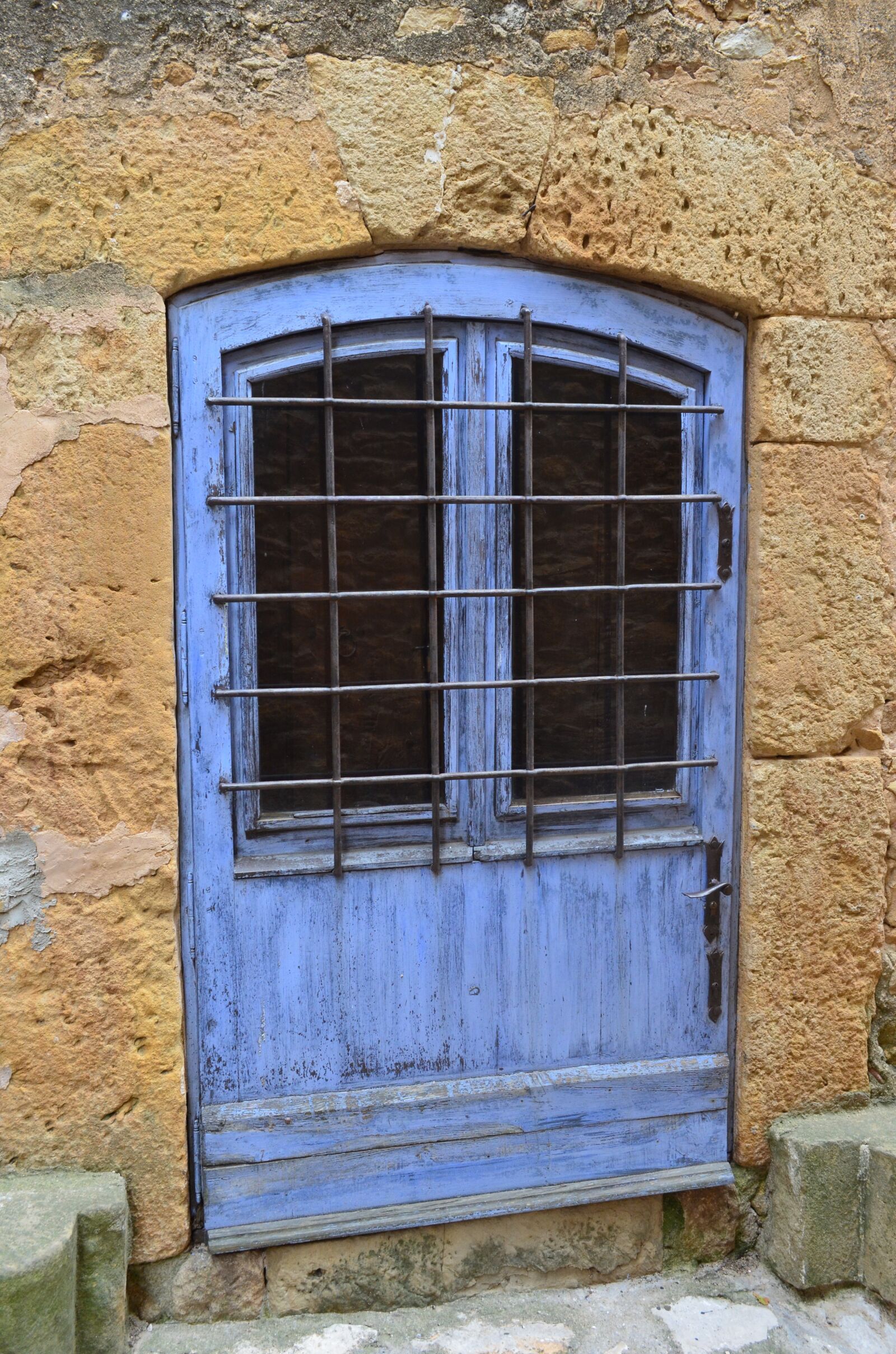 Nikon D5100 sample photo. House, window, architecture photography