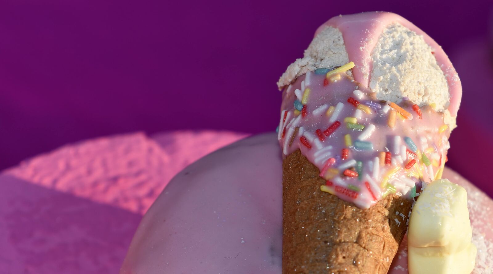 Nikon D5500 sample photo. Ice cream, cream, chocolate photography