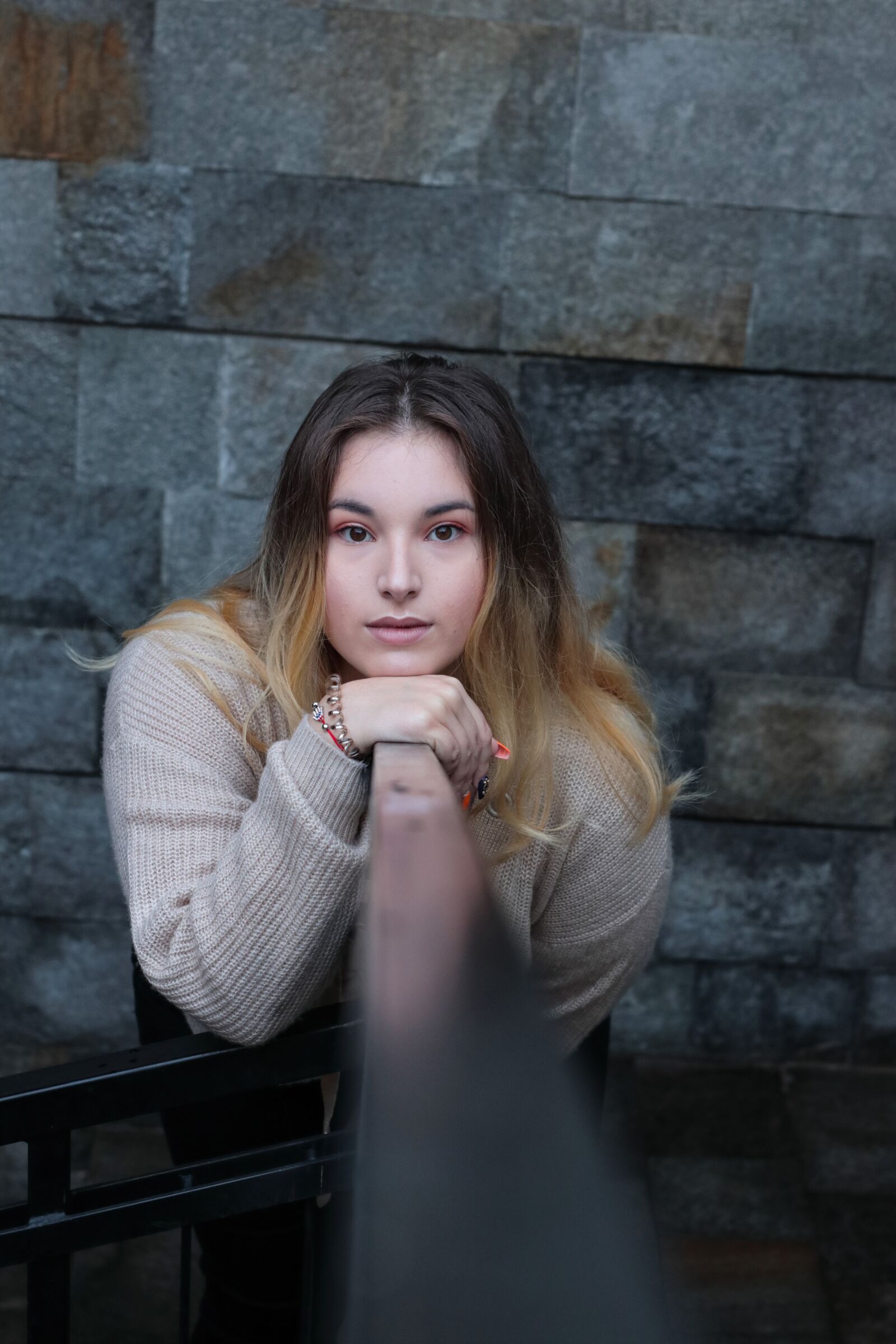 Canon EOS 77D (EOS 9000D / EOS 770D) sample photo. Portrait, girl, holiday photography