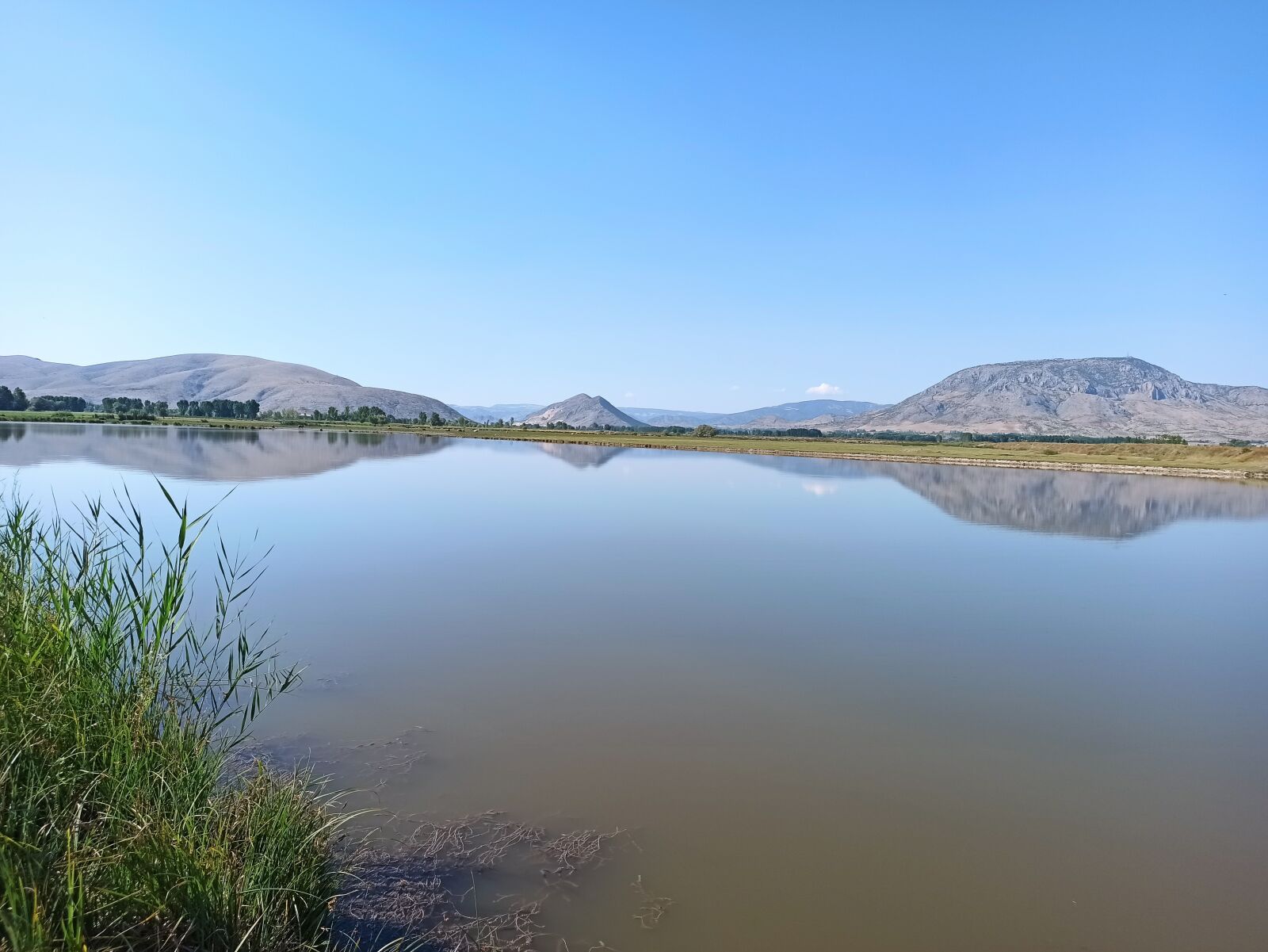 Xiaomi Redmi Note 8 Pro sample photo. Nature, lake, landscape photography