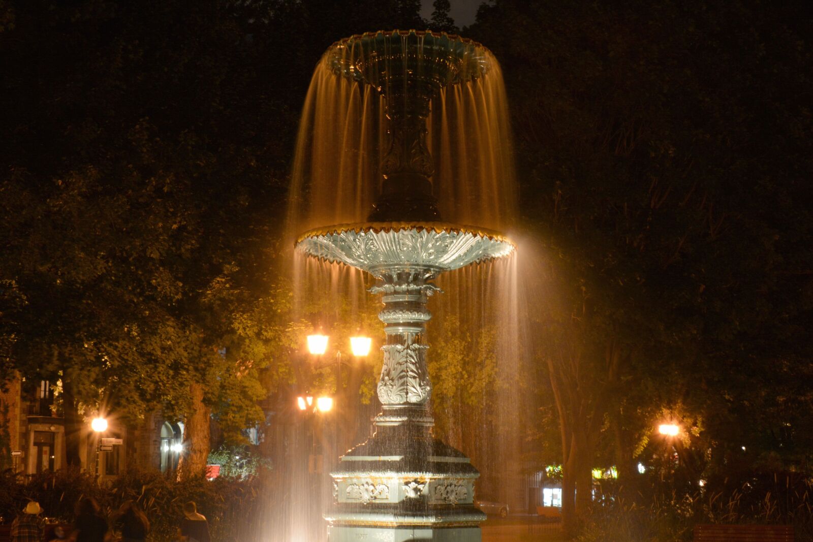 Nikon D7100 sample photo. St-louis, square, montréal photography