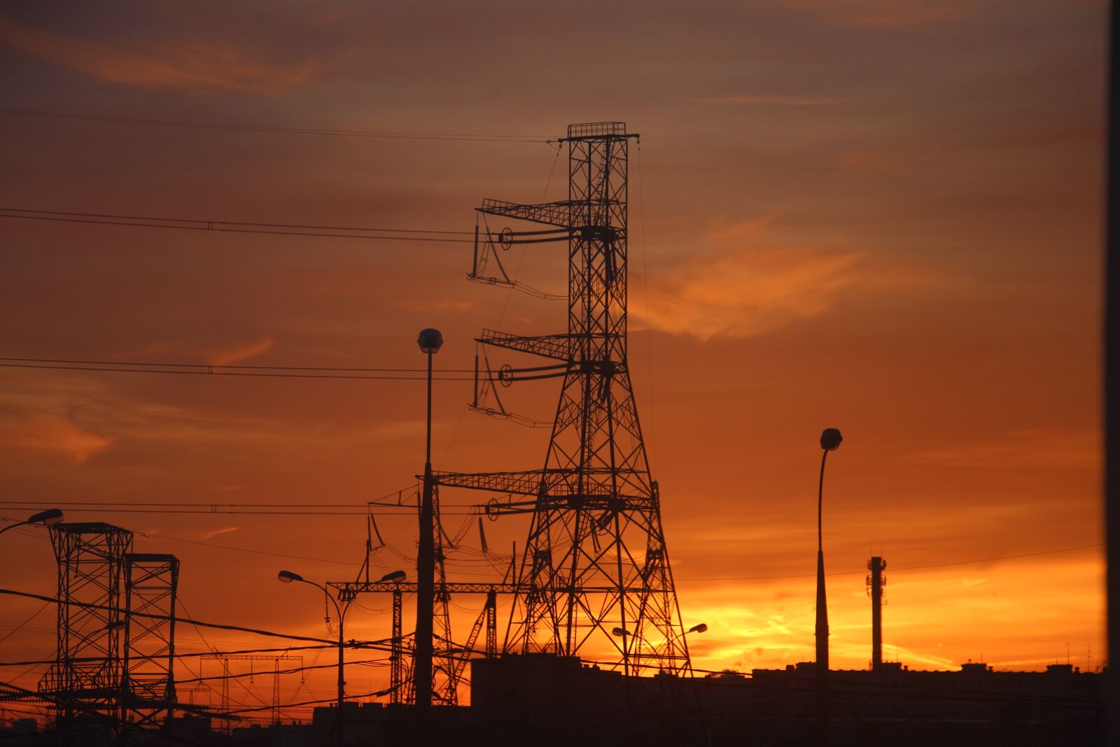 Canon EOS 700D (EOS Rebel T5i / EOS Kiss X7i) sample photo. Industry, energy, sky photography