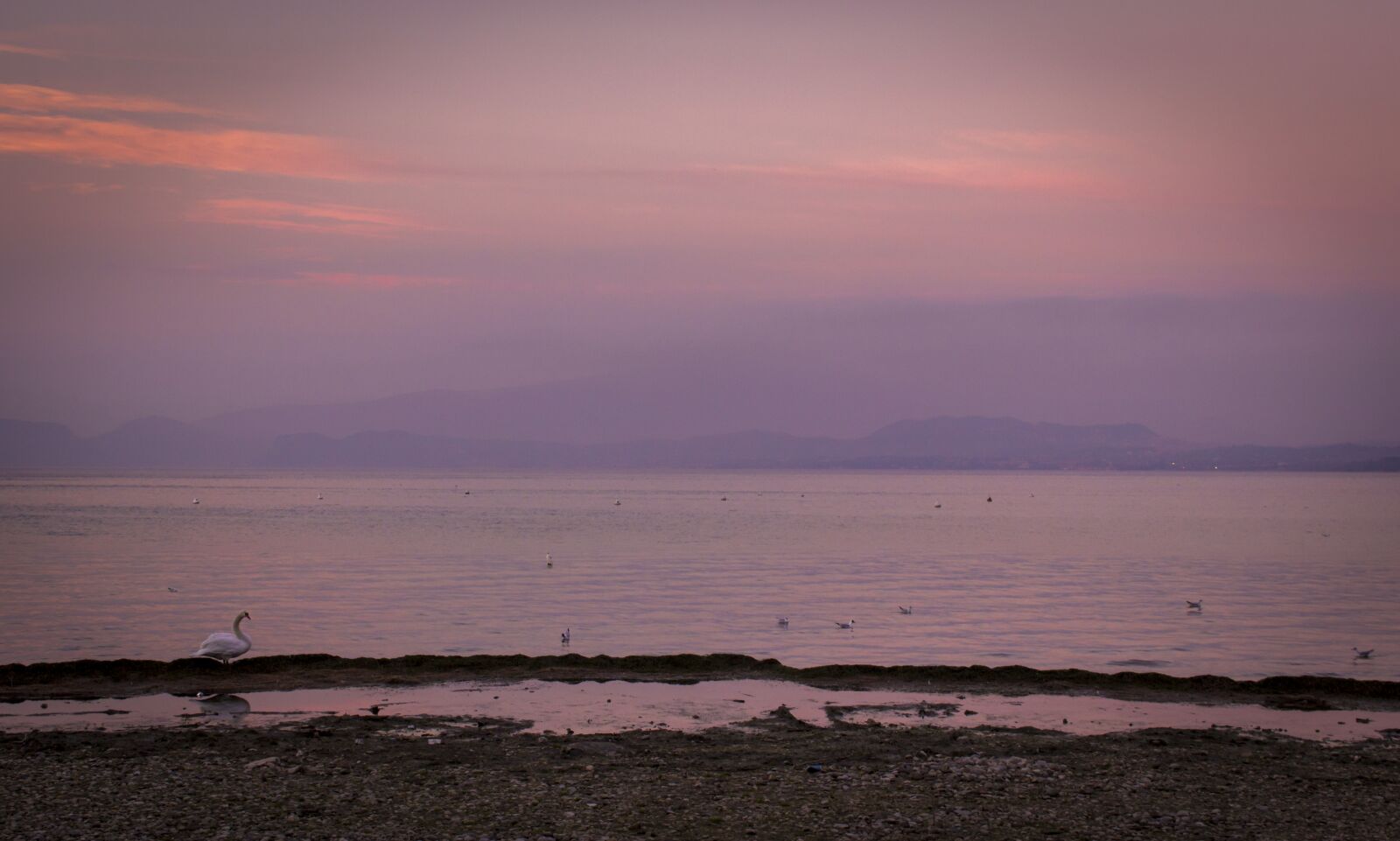 Canon EOS 100D (EOS Rebel SL1 / EOS Kiss X7) sample photo. Sunset, lake, landscape photography