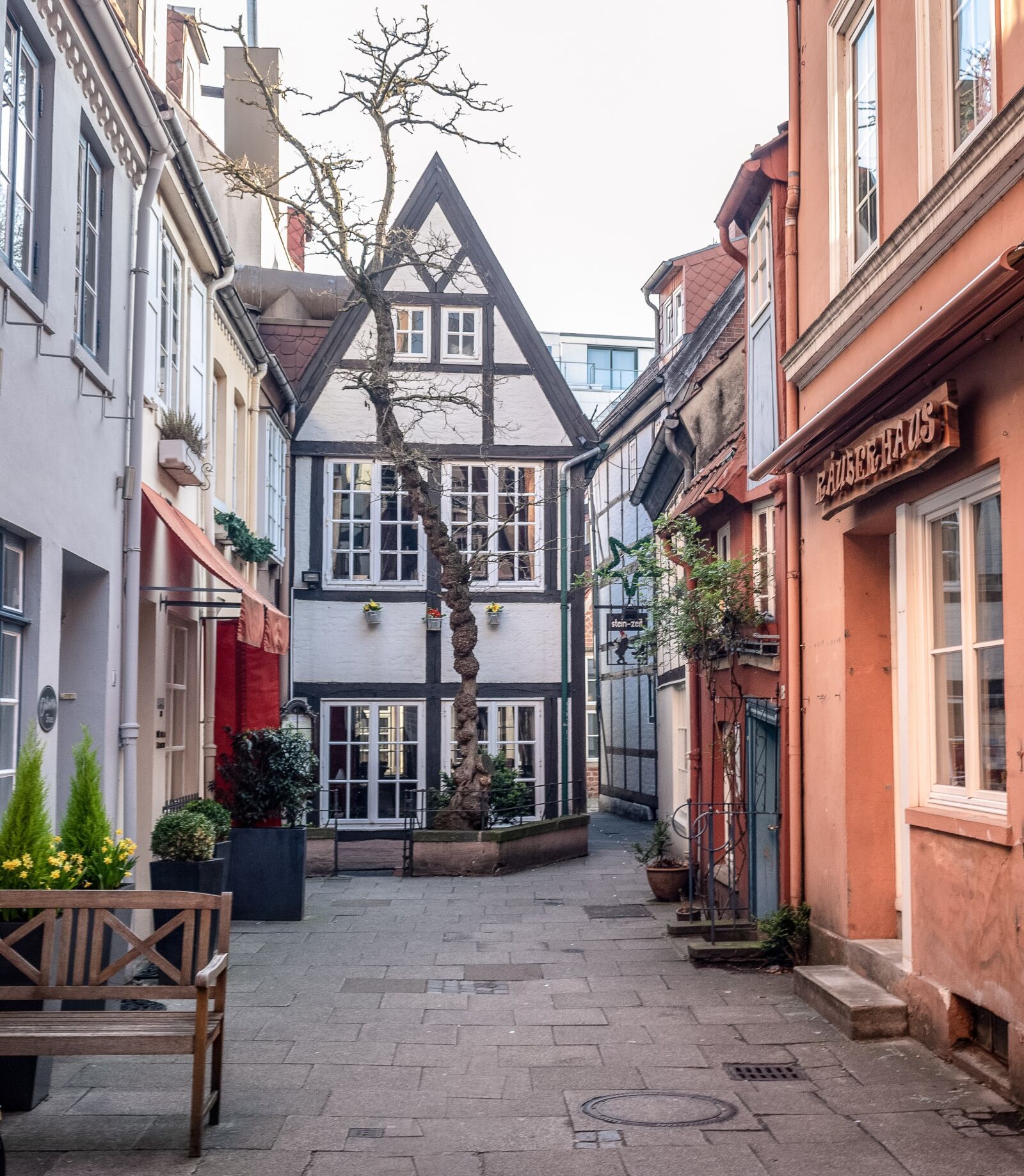 Canon EOS 750D (EOS Rebel T6i / EOS Kiss X8i) sample photo. Bremen, schnoor, house photography
