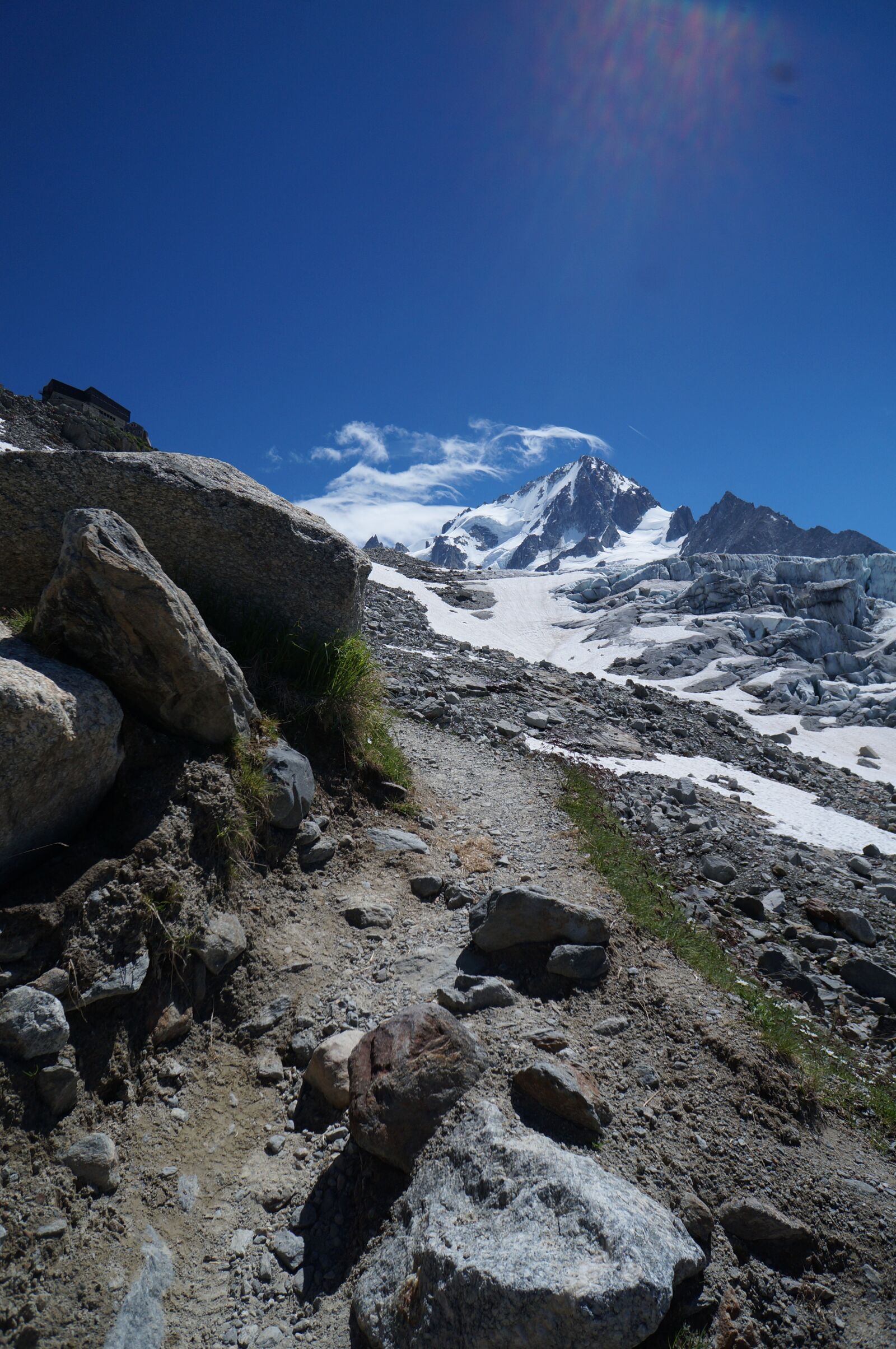 Sony Alpha NEX-F3 + Sony E 16mm F2.8 sample photo. Mountain, walking, trail photography