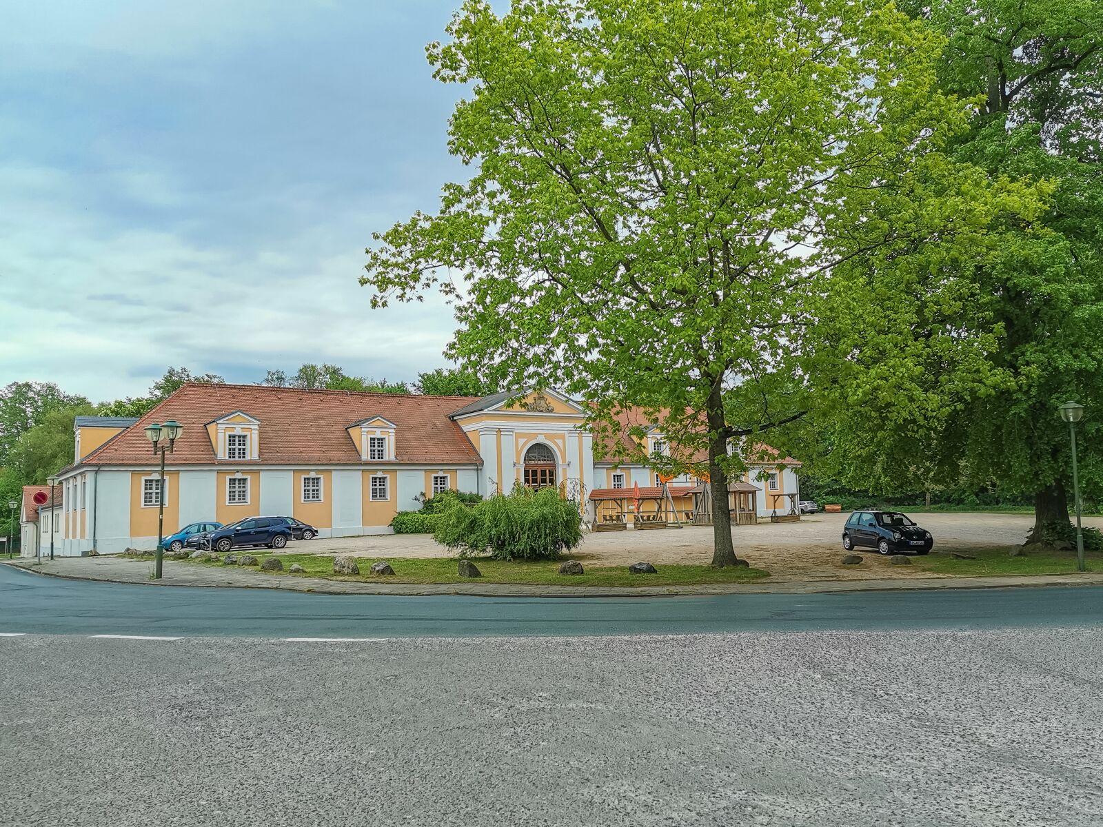 HUAWEI P30 Pro sample photo. March stall, boitzenburg, uckermark photography