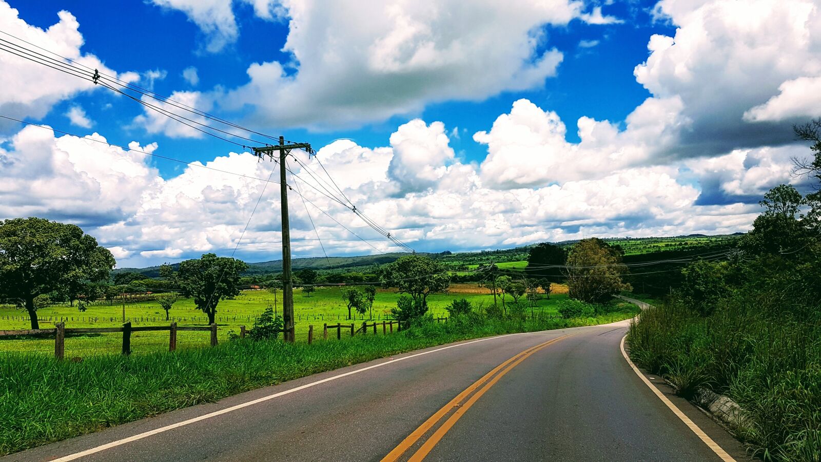 Samsung Galaxy S7 Edge sample photo. Landscape, sky, road photography
