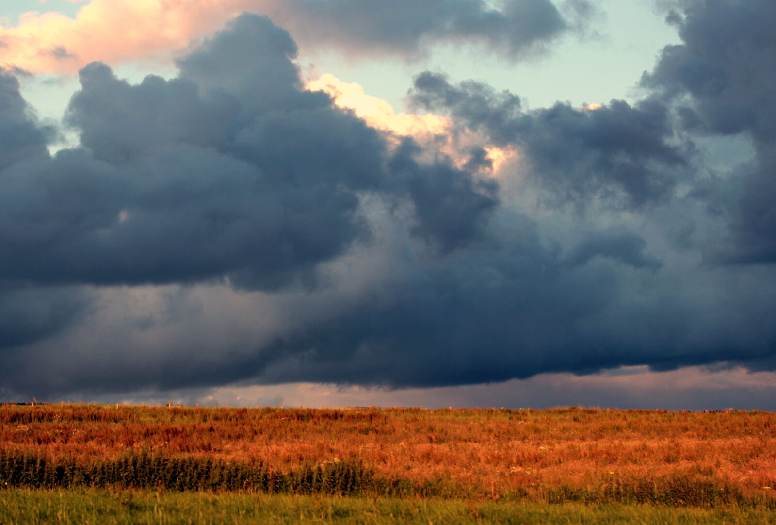 Canon EOS 650D (EOS Rebel T4i / EOS Kiss X6i) sample photo. Weather, weather mood, clouds photography