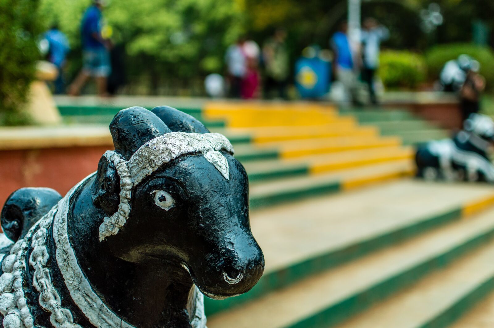 Nikon D3200 sample photo. Bull, shrine, nandi photography