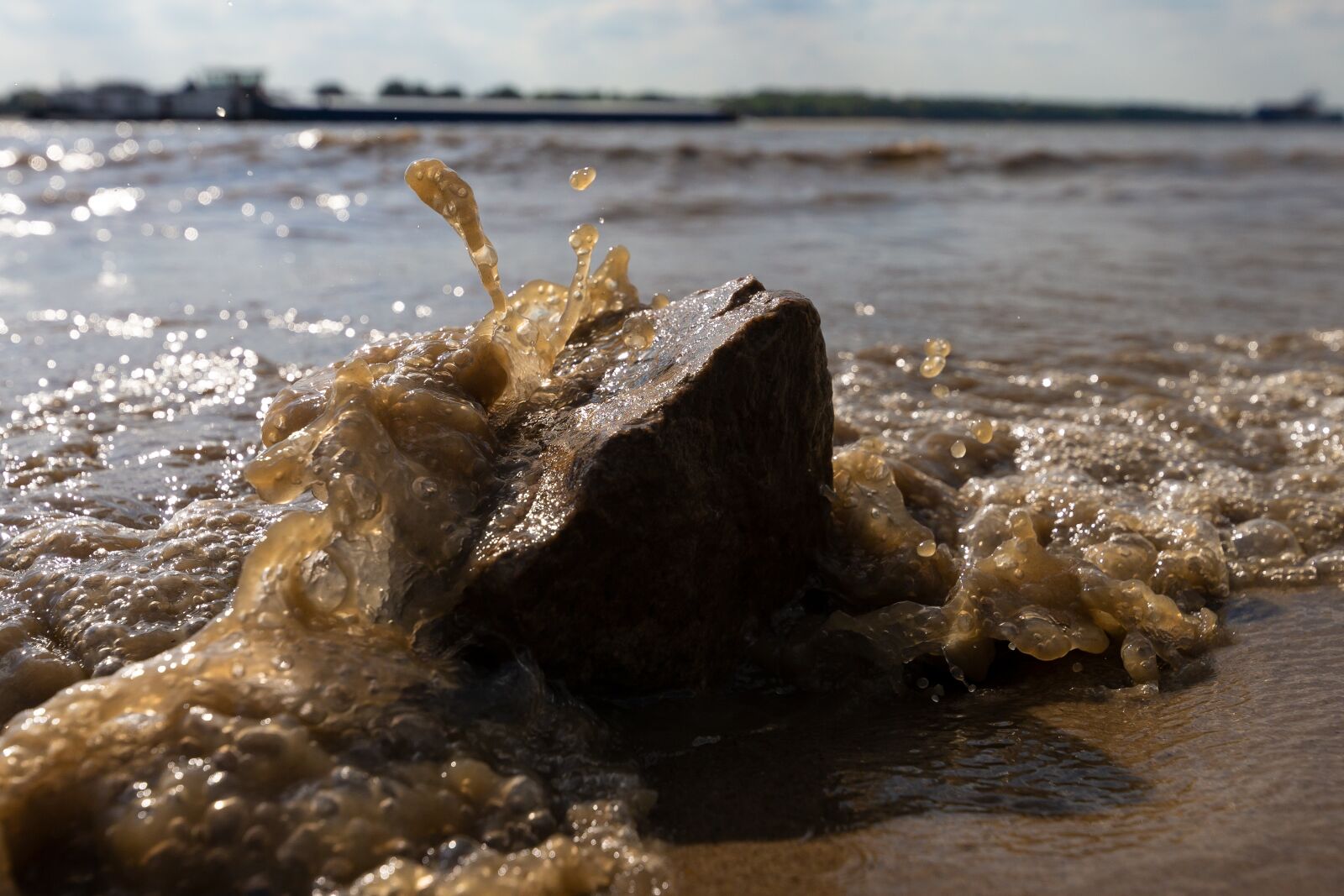 Canon EOS-1D X sample photo. Water, stone, beach photography
