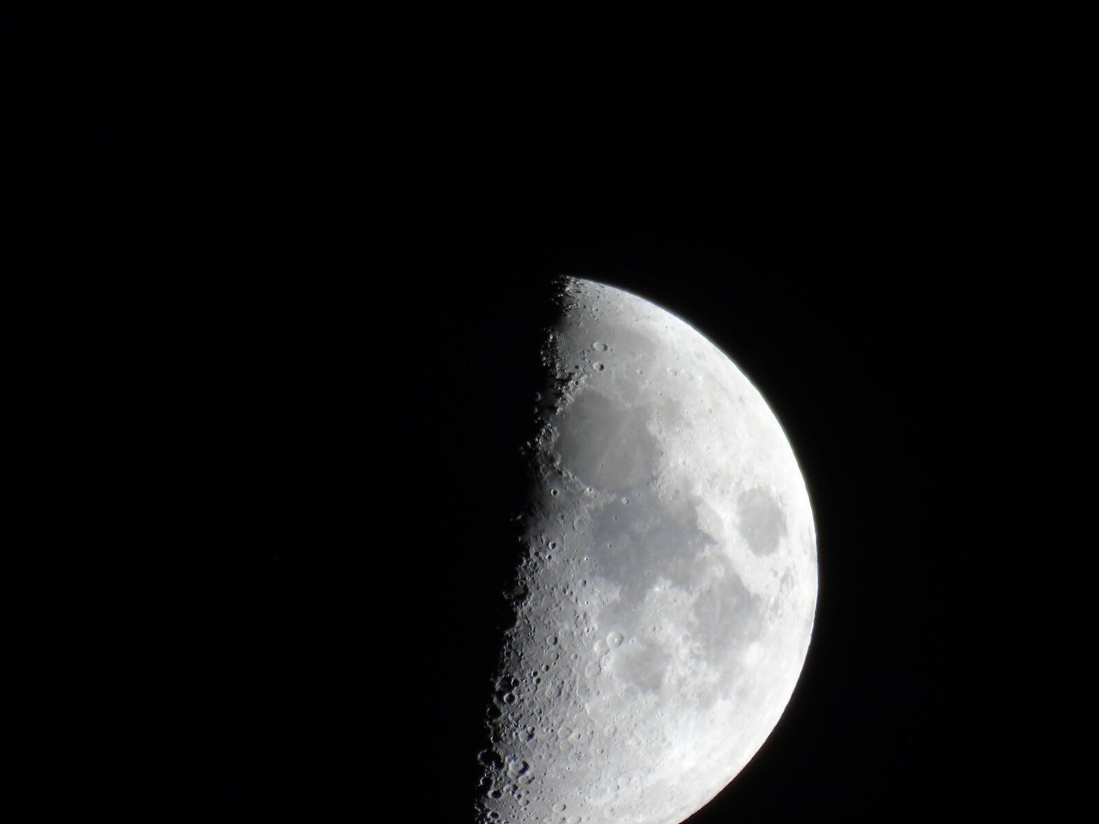 Sony Cyber-shot DSC-H400 sample photo. Moon, night, sky photography