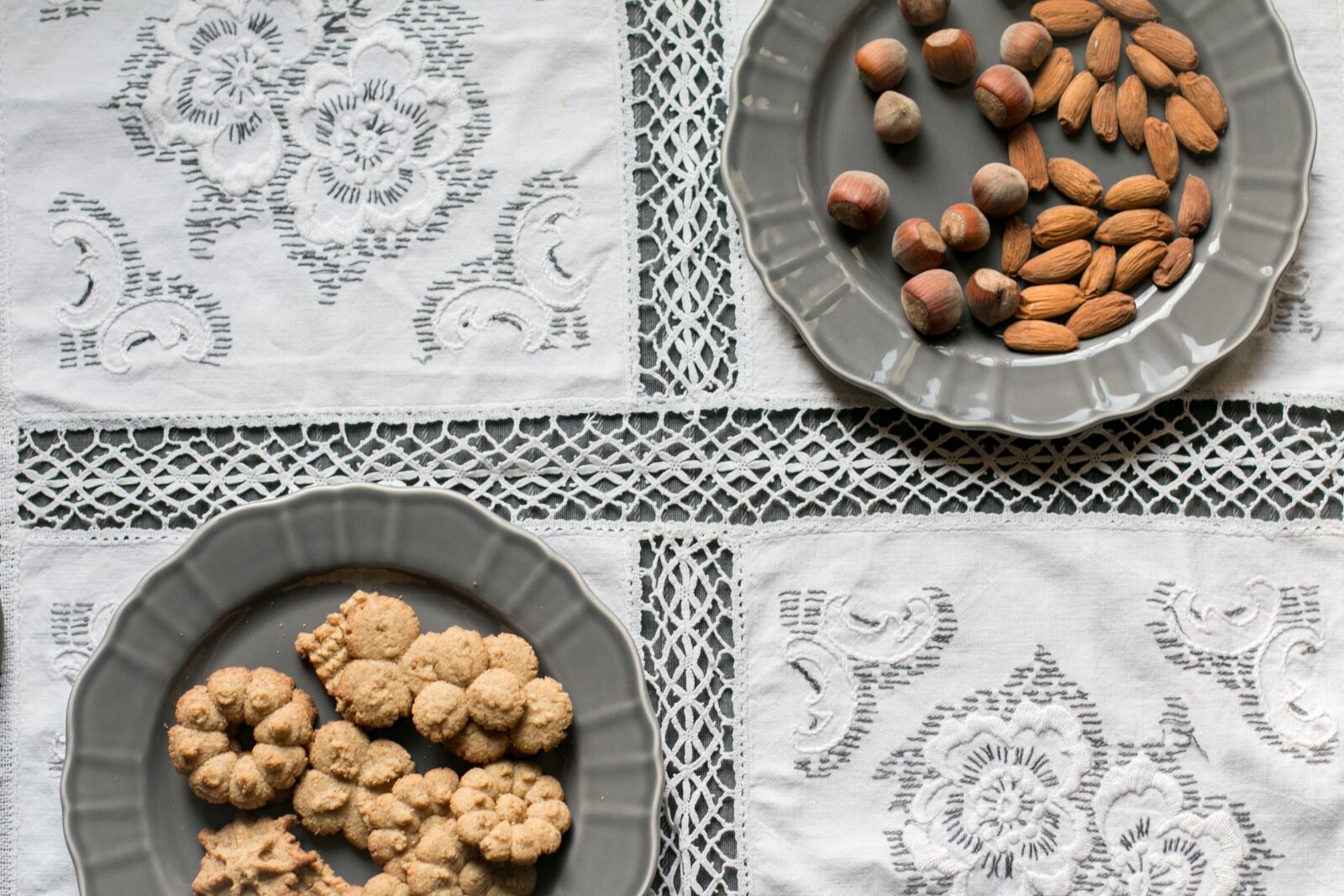Canon EOS 70D + Canon EF 50mm F1.4 USM sample photo. Almond, hazel, biscuits photography