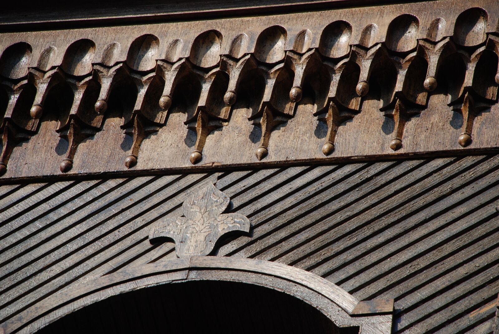 Nikon D80 sample photo. Arabic, woodcarving, houses photography