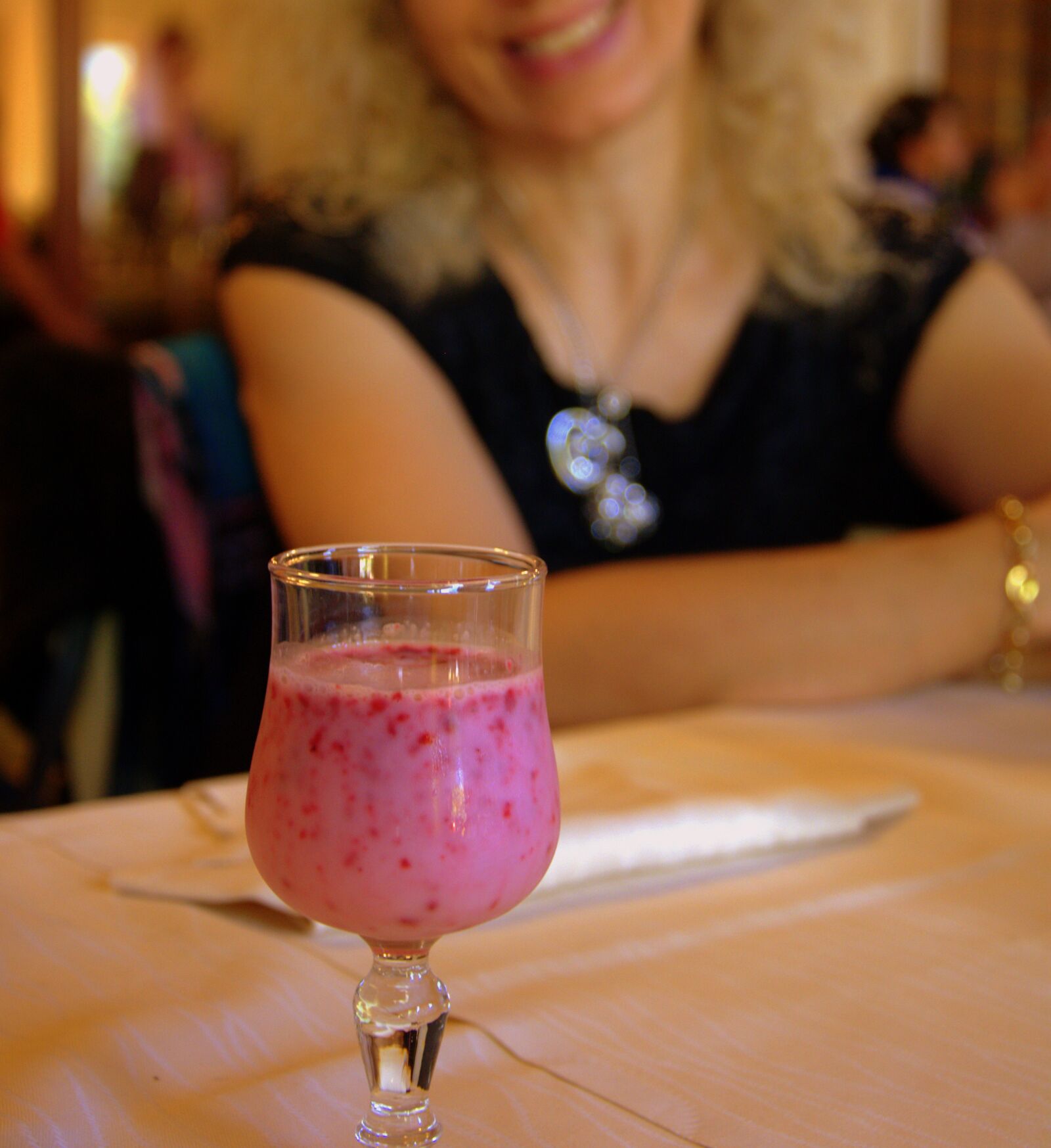 Nikon D7100 sample photo. Dessert, glass, strawberry photography