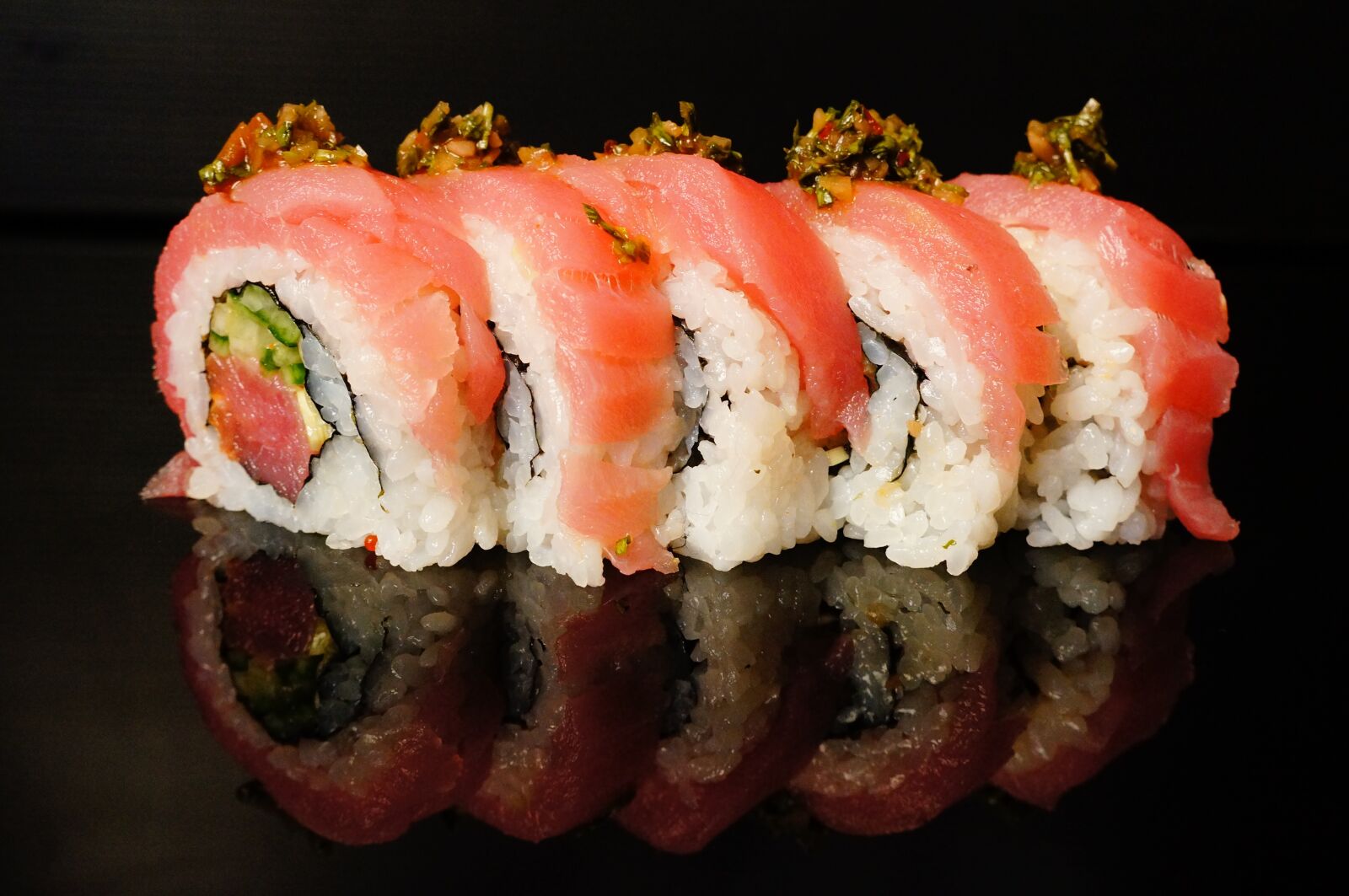 Sony Alpha NEX-5N sample photo. Sushi, salmon, sushi bar photography