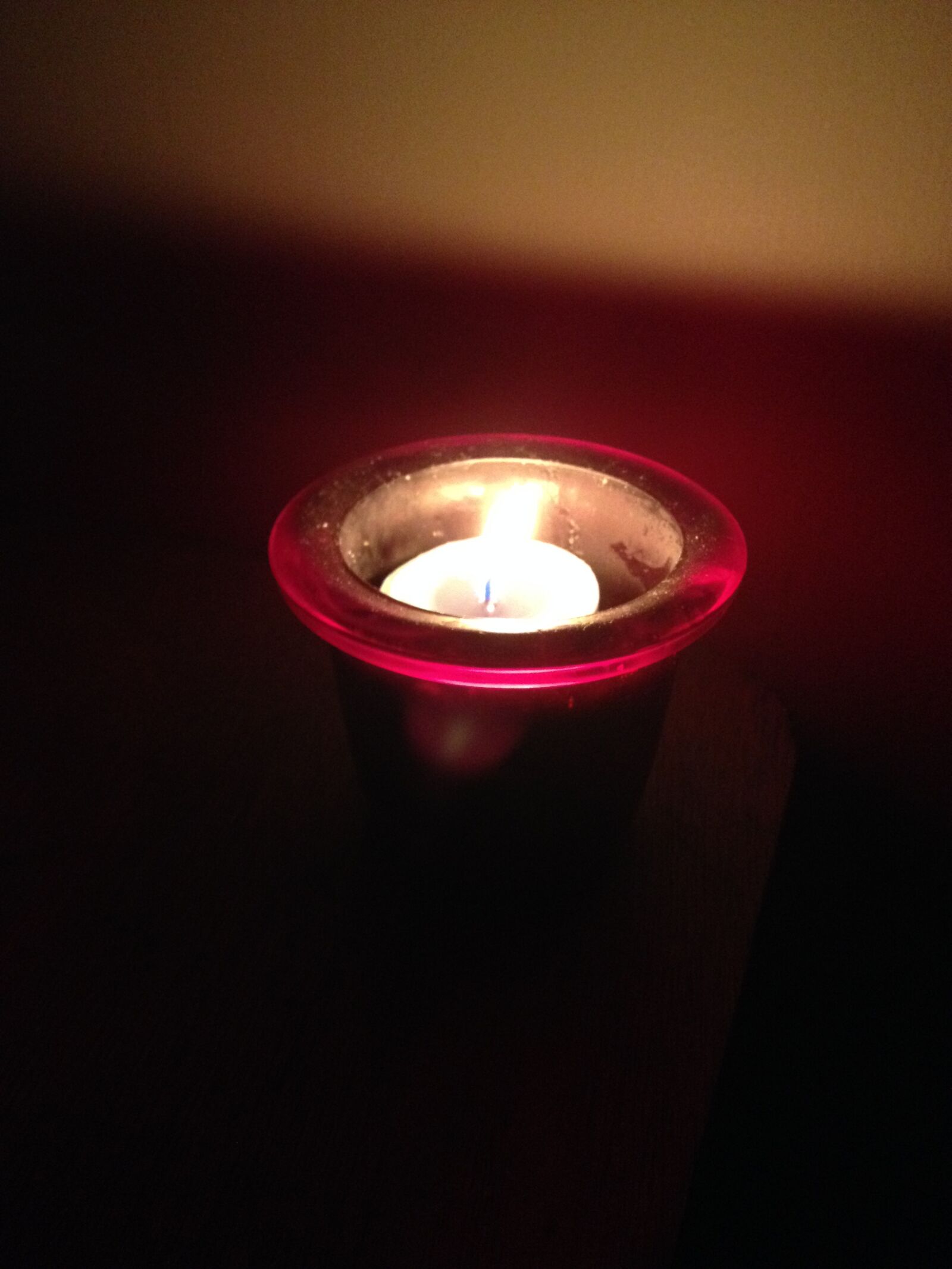 Apple iPhone 4S sample photo. Light, sailing, candles photography