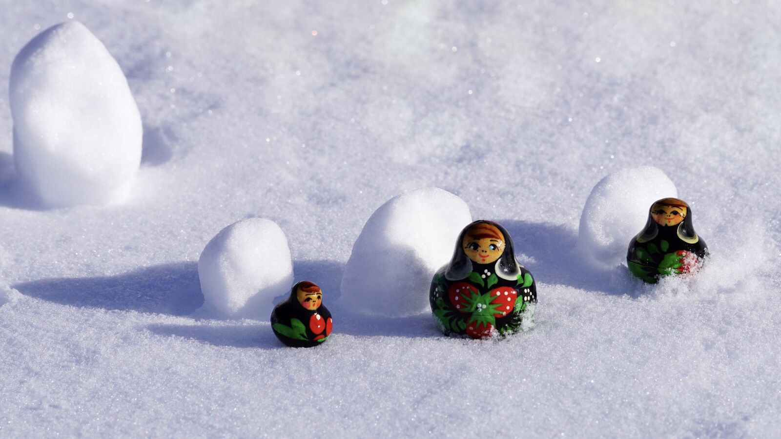 Sony DT 55-300mm F4.5-5.6 SAM sample photo. Winter, snow, cold photography