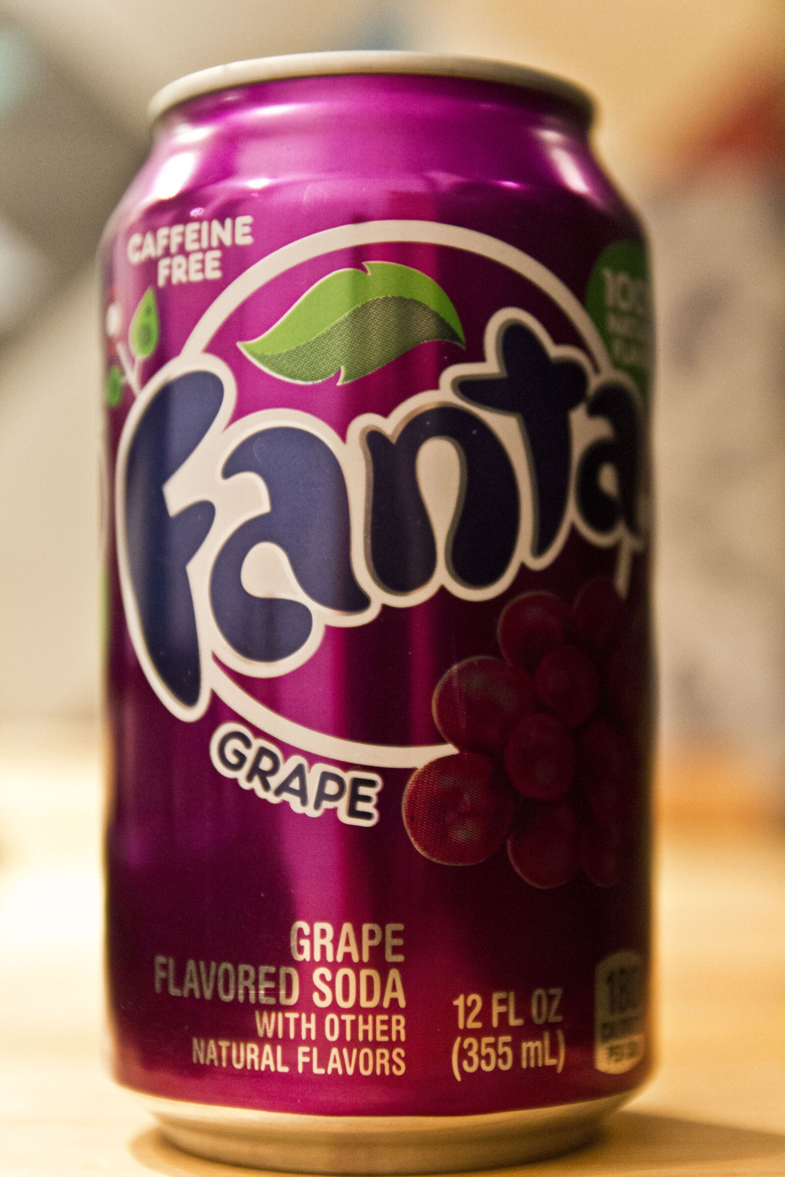 Canon EOS 600D (Rebel EOS T3i / EOS Kiss X5) + Canon EF-S 17-55mm F2.8 IS USM sample photo. Can, fanta, grape, violet photography
