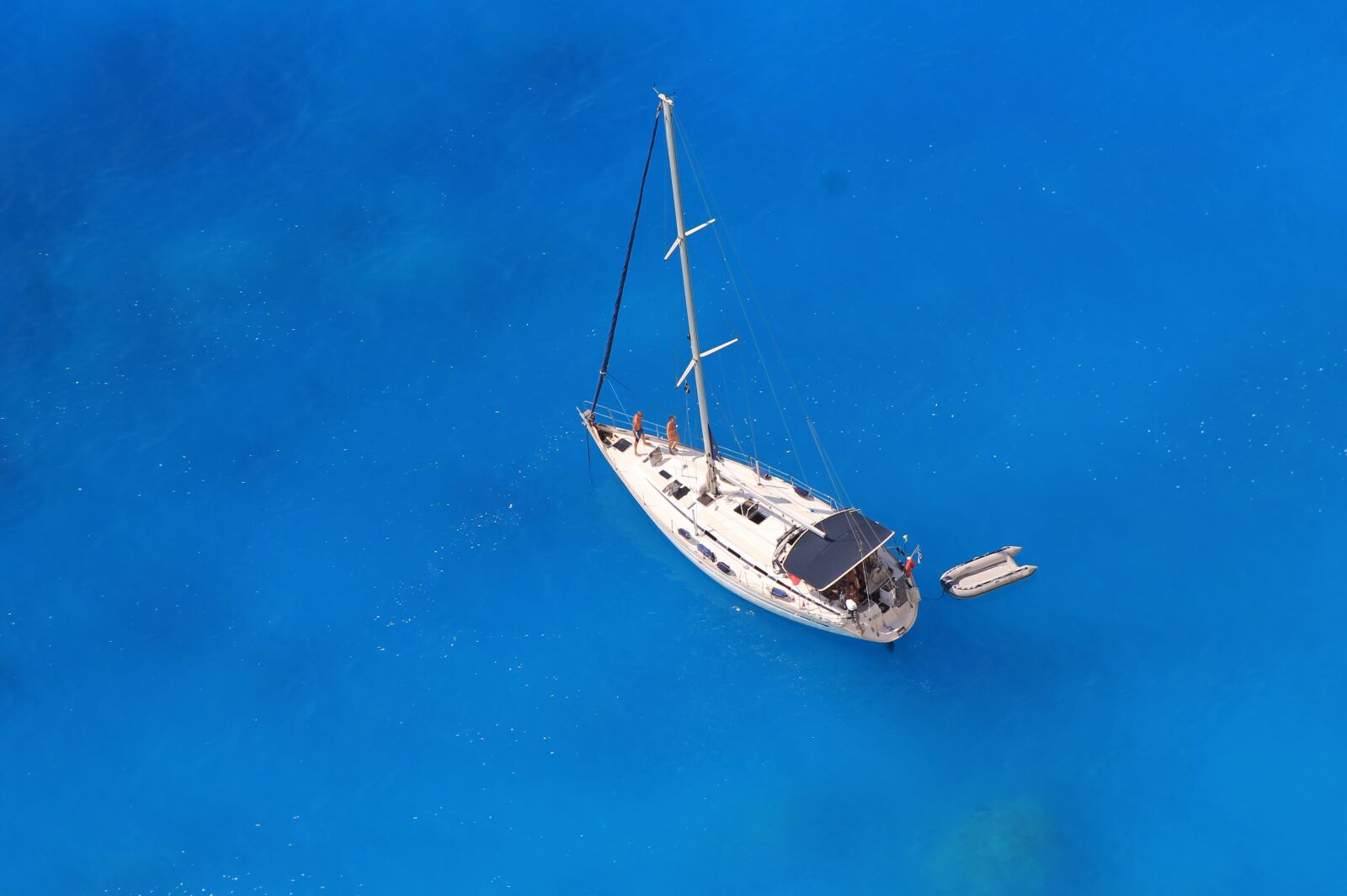 Canon EF75-300mm f/4-5.6 sample photo. Sea, blue, water photography