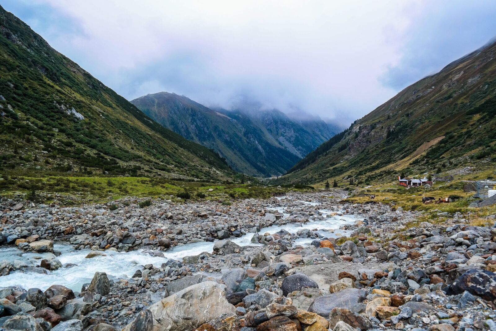 Samsung NX300 sample photo. Mountain stream, rock, scree photography