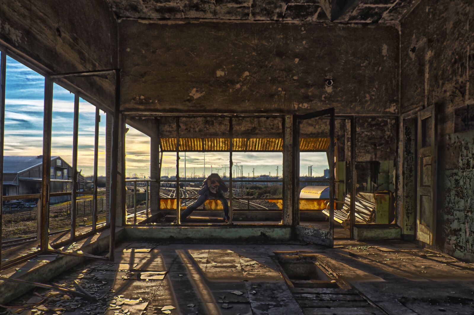 Olympus OM-D E-M10 sample photo. Lost places, pforphoto, old photography