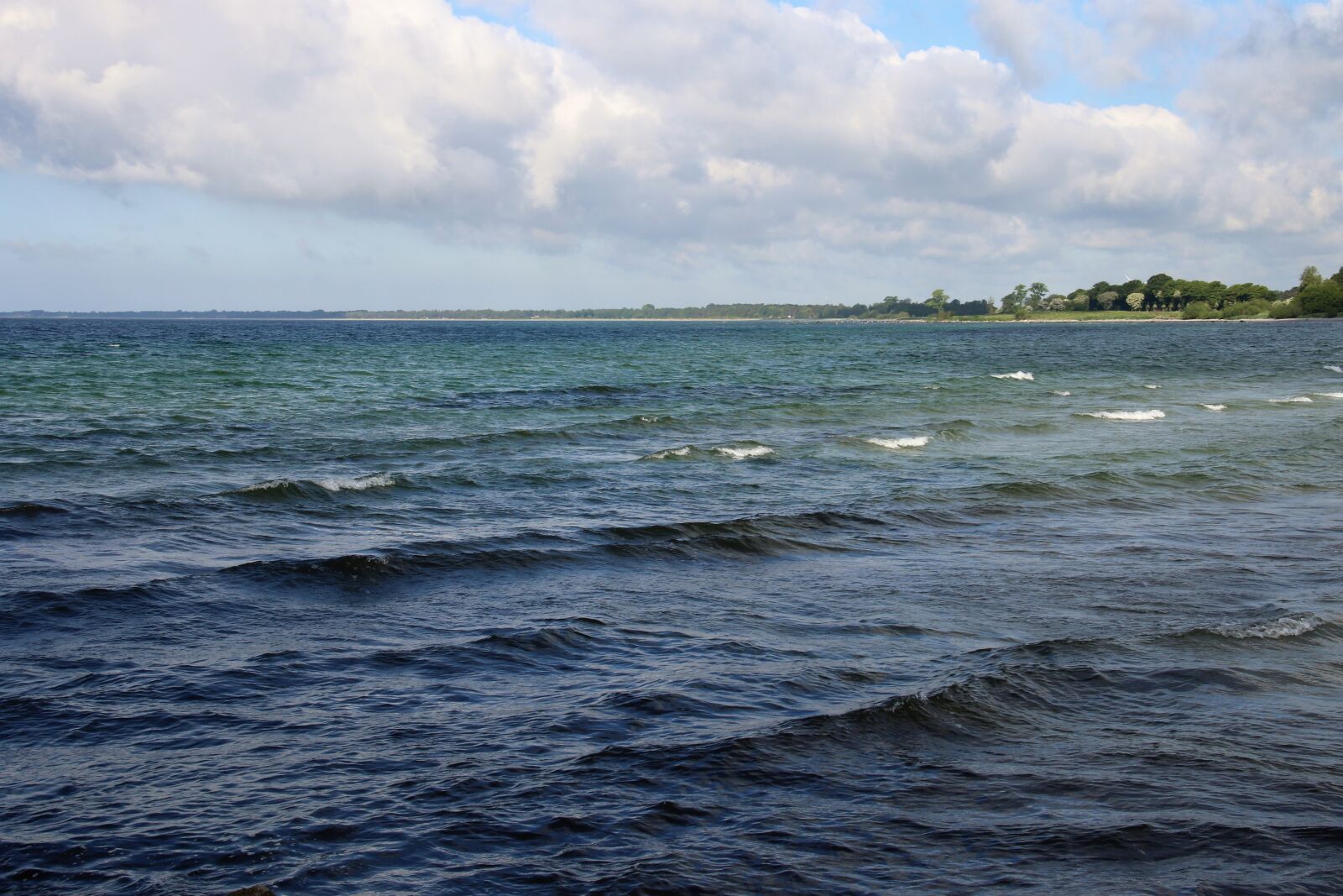 Canon EOS 7D Mark II sample photo. Beach, blue, blue, sky photography