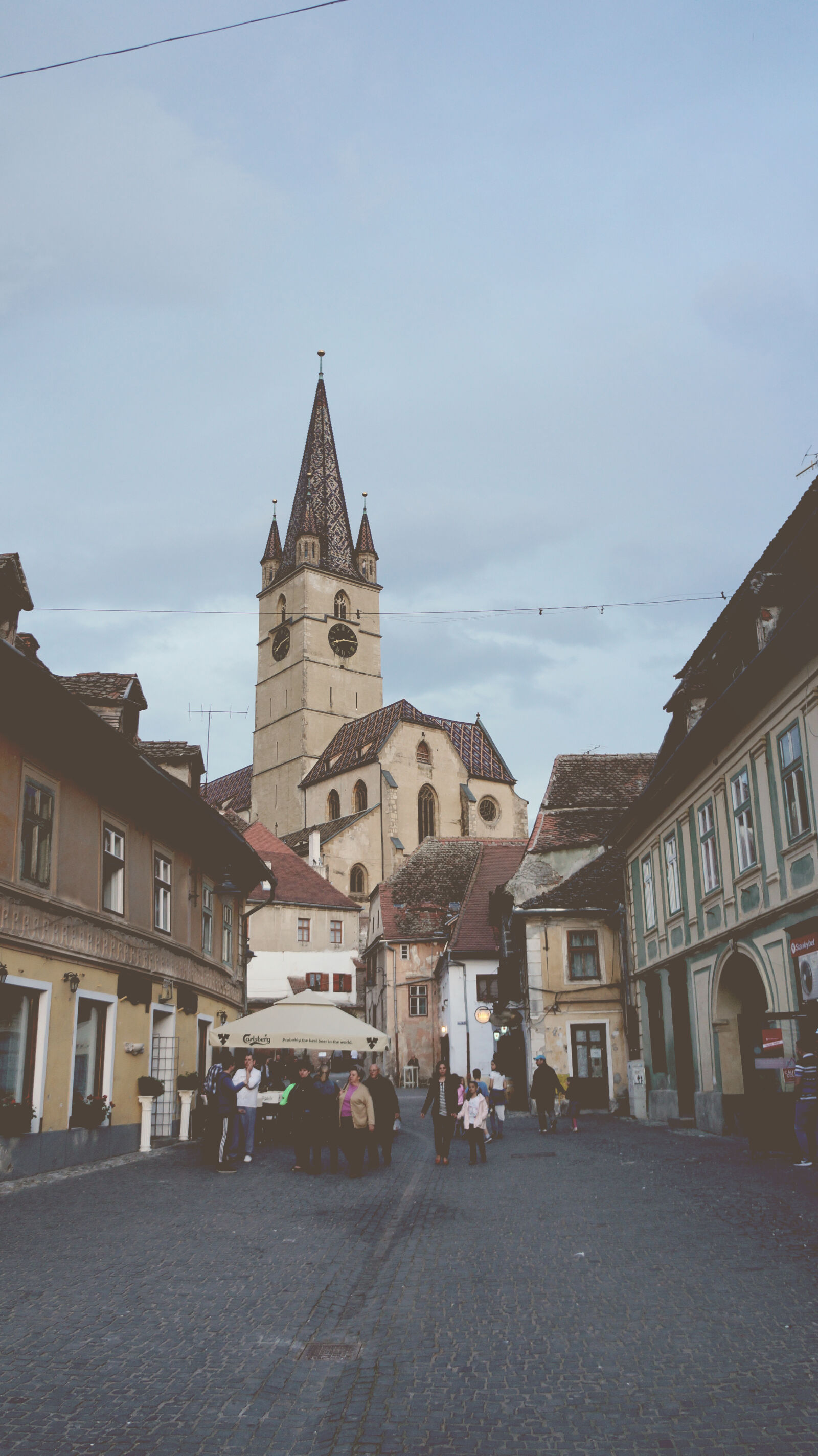 Sony Alpha a3000 + Sony E 18-55mm F3.5-5.6 OSS sample photo. April, architecture, buildings, cathedral photography