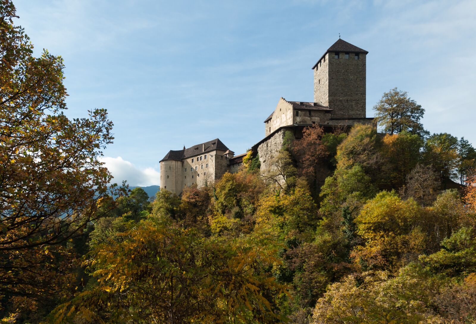 Nikon D200 sample photo. Castle tyrol, south tyrol photography