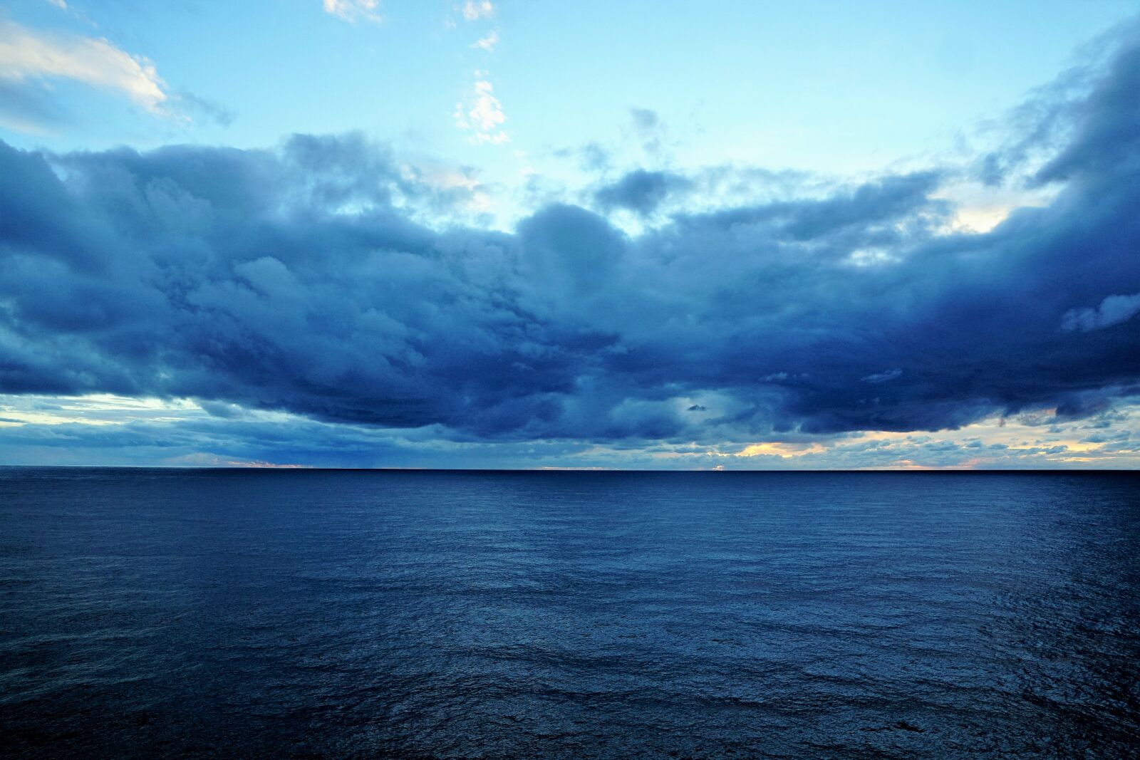 Sony ILCA-77M2 + Sony DT 16-50mm F2.8 SSM sample photo. Sky, ocean, atlantic photography