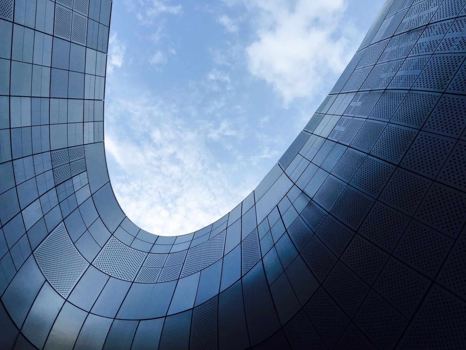 Apple iPhone 6 sample photo. Architecture, building, low angle photography