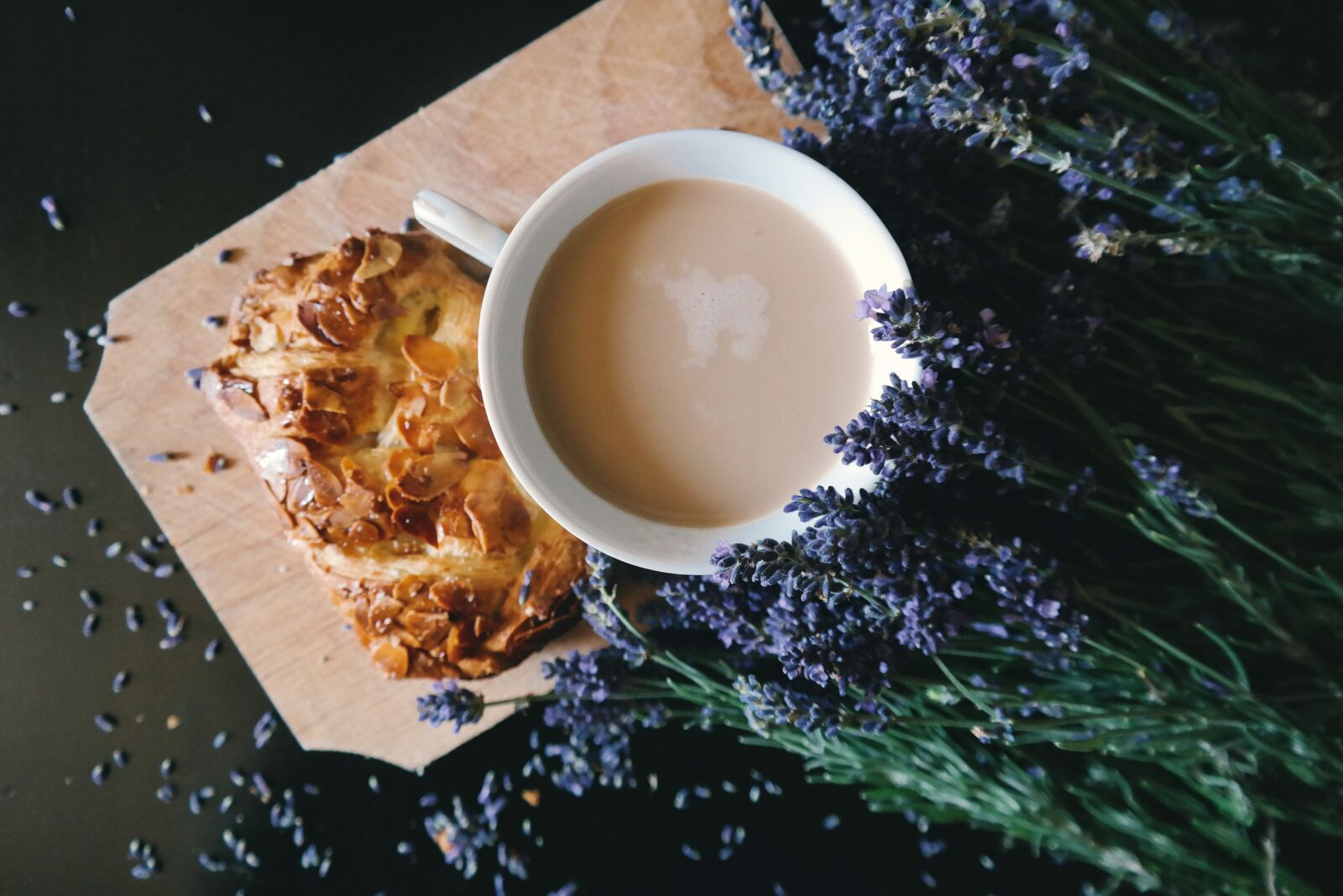 Samsung NX300 sample photo. Bread, pastry, food photography