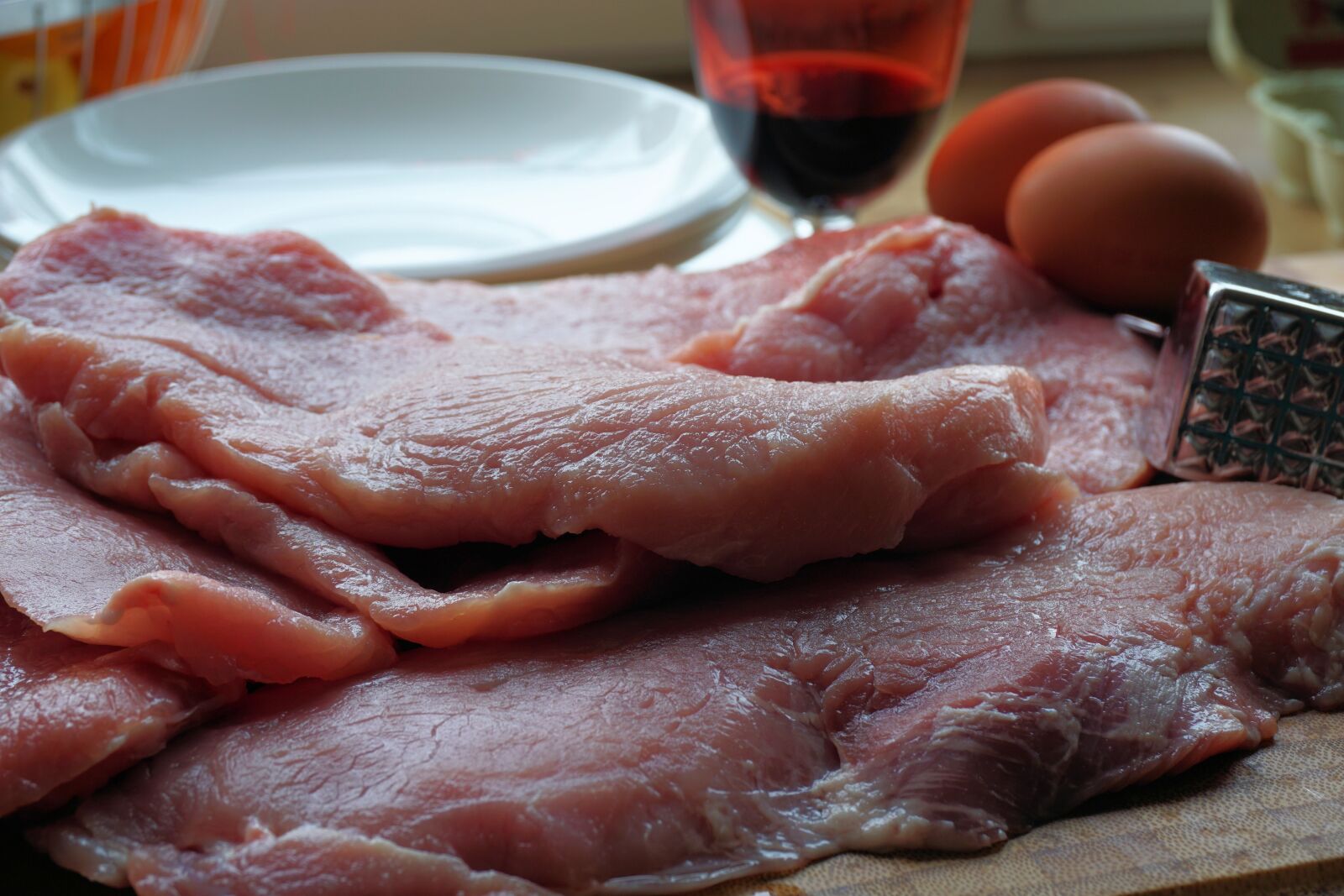 Sony a6000 sample photo. Schnitzel, meat, eat photography