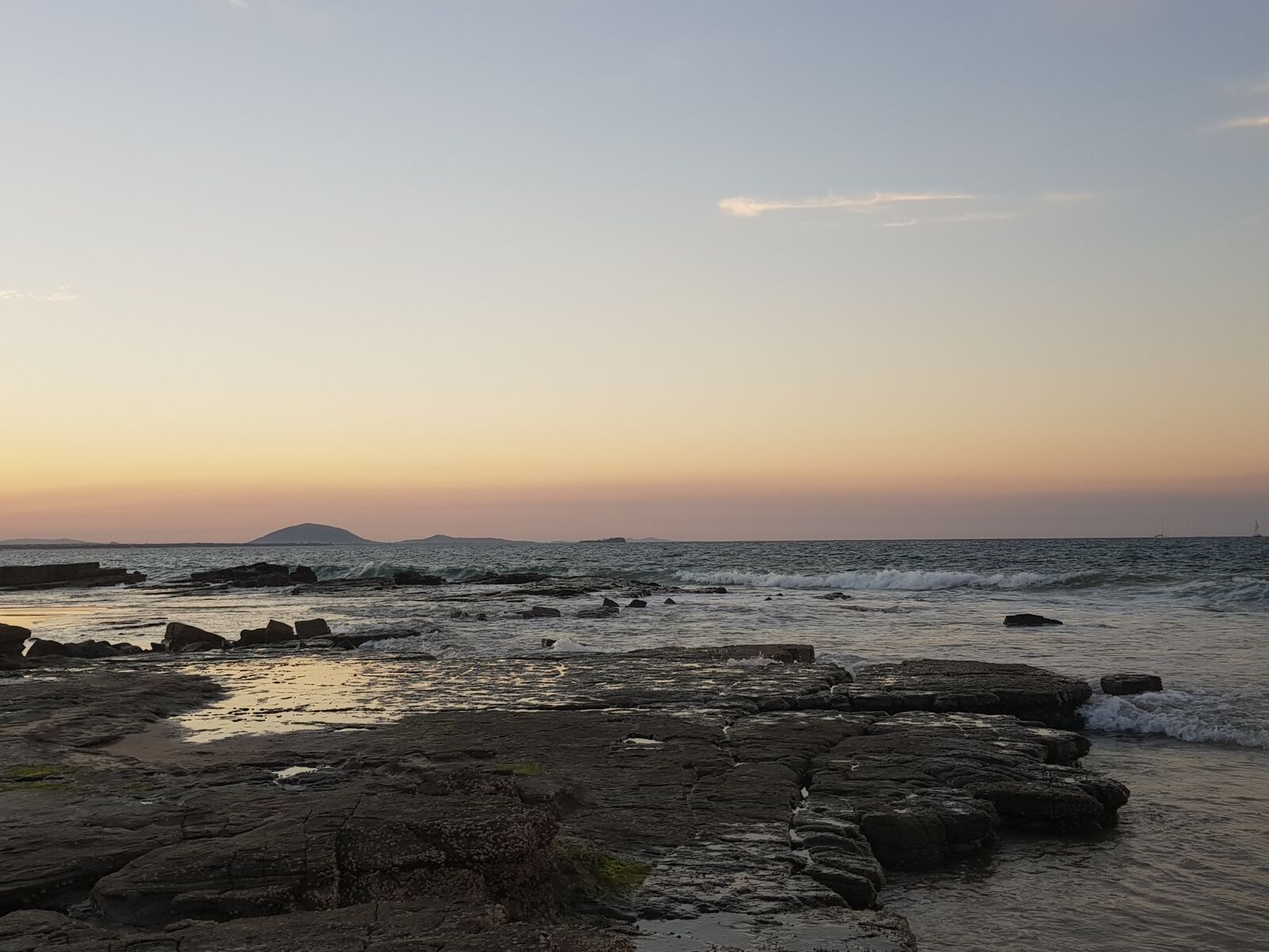 Samsung Galaxy S8+ sample photo. Mooloolaba, sunshine coast, winter photography