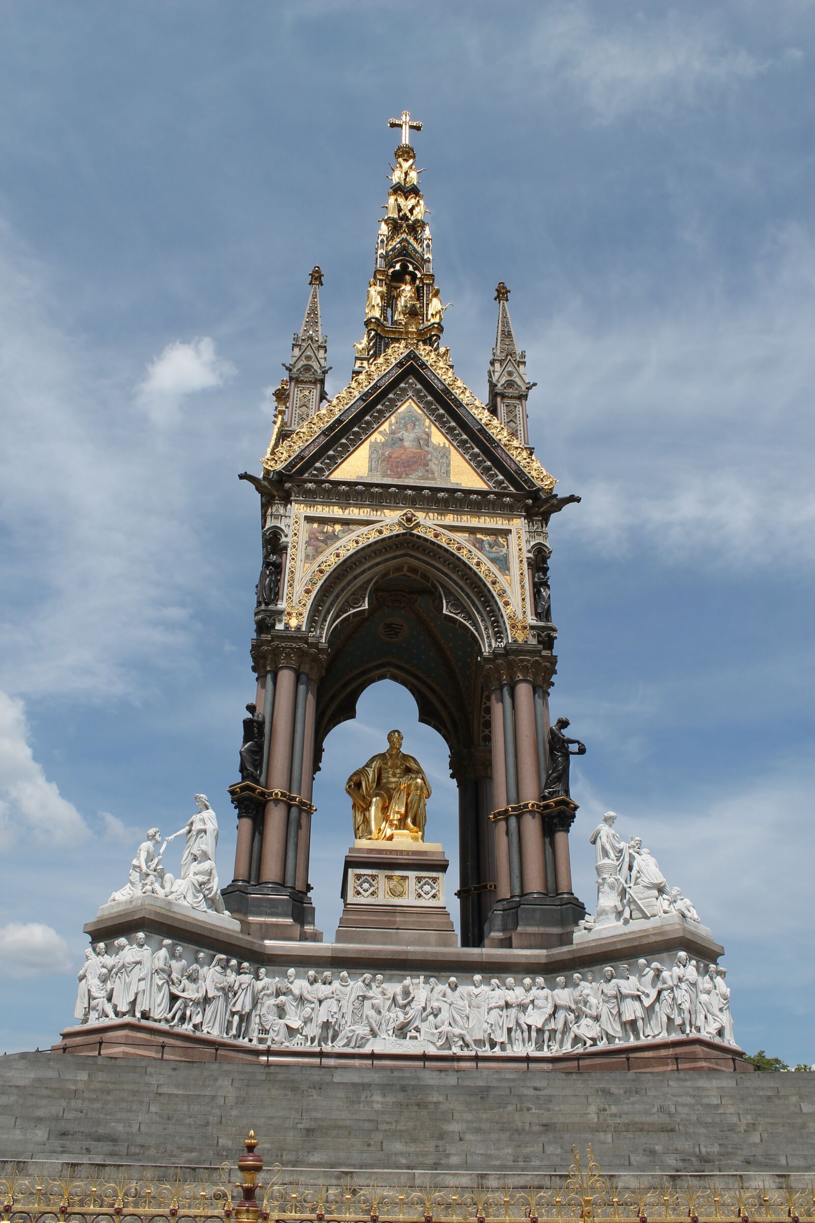 Canon EOS 1100D (EOS Rebel T3 / EOS Kiss X50) sample photo. Prince, albert, england photography