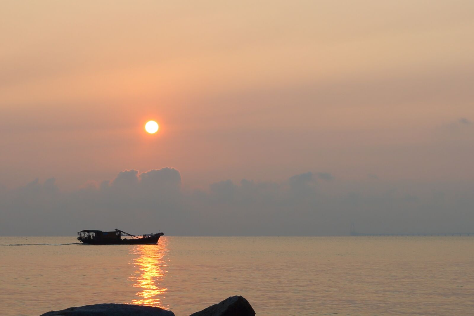 Canon EF 17-40mm F4L USM sample photo. Sunset, dawn, waters photography