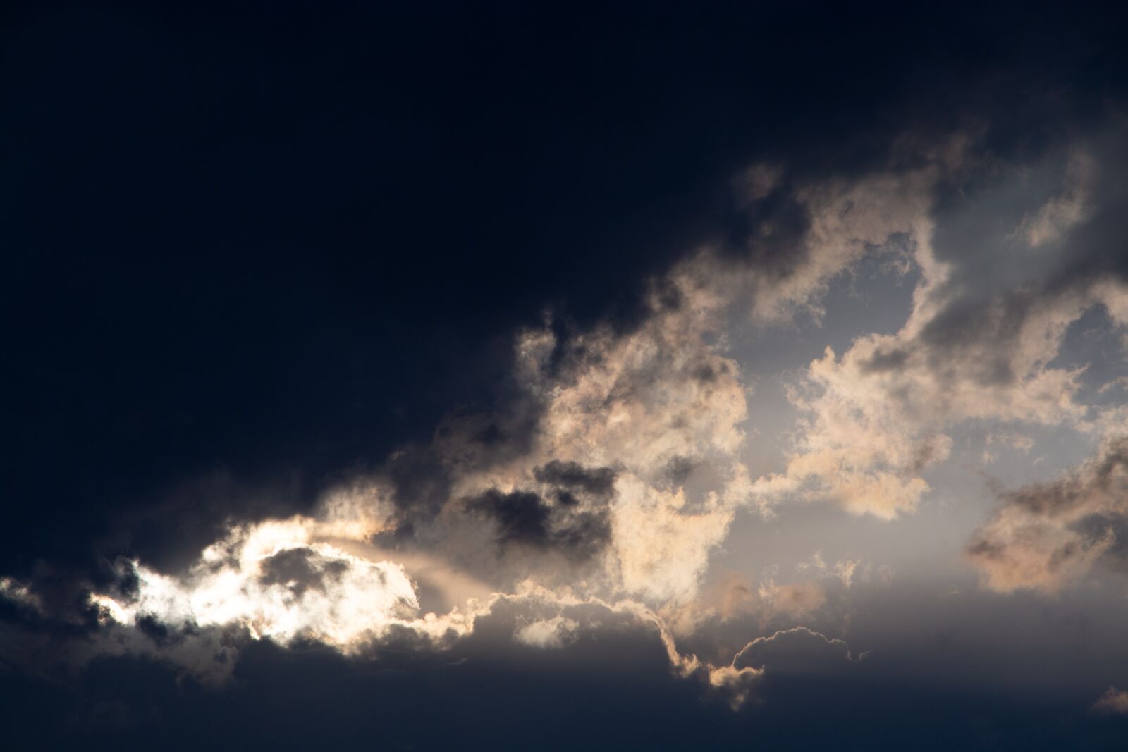Nikon D7100 sample photo. Clouds, sky, lighting photography