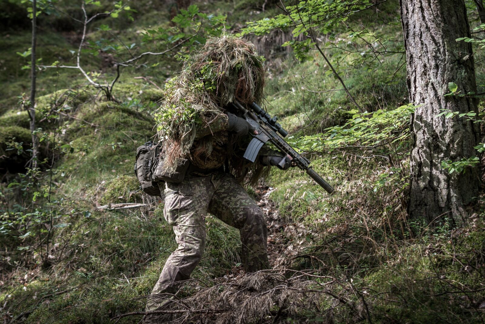Nikon D800 sample photo. Soldier, the war, the photography