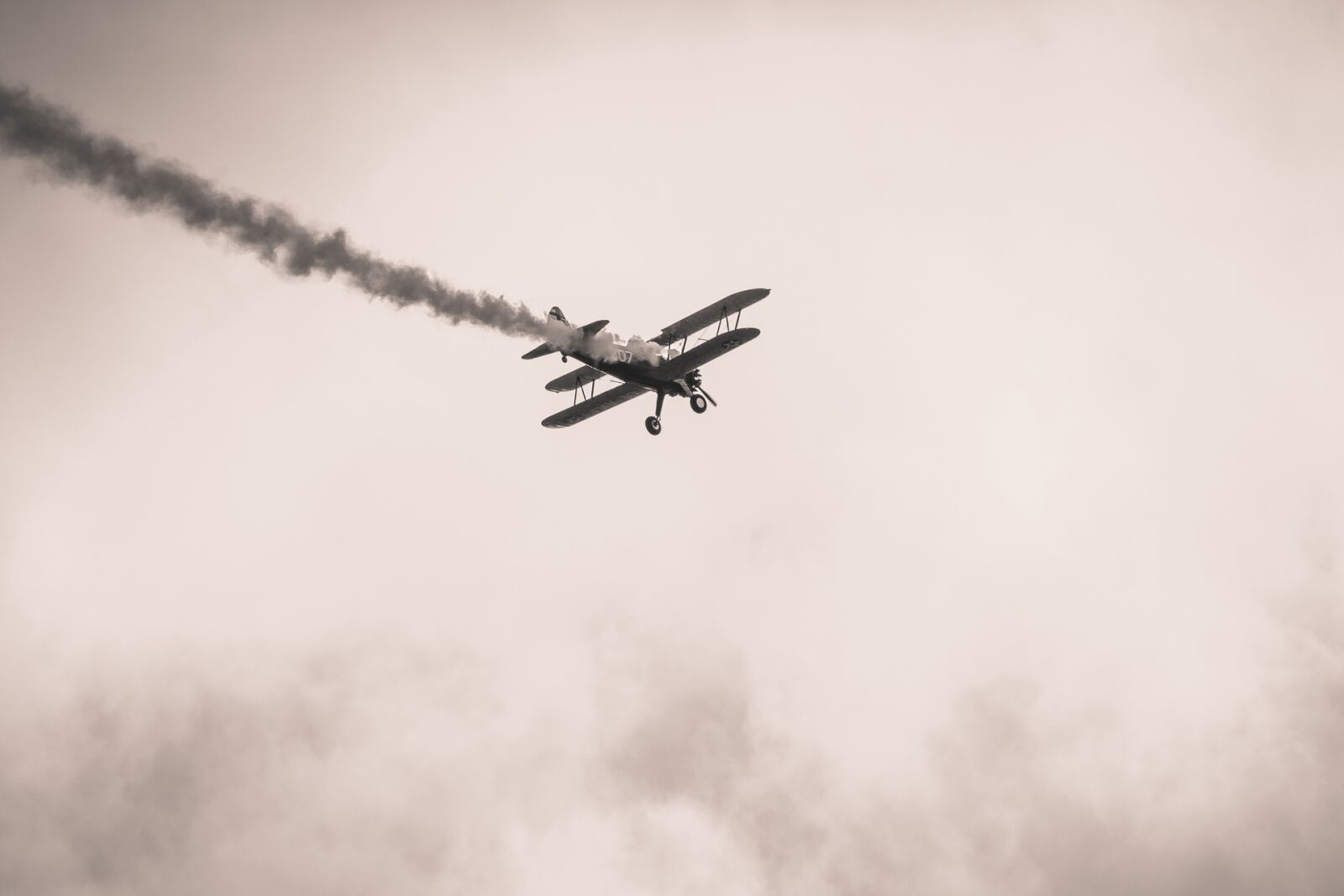150-600mm F5-6.3 DG OS HSM | Contemporary 015 sample photo. Boeing stearman pt-13d, double photography