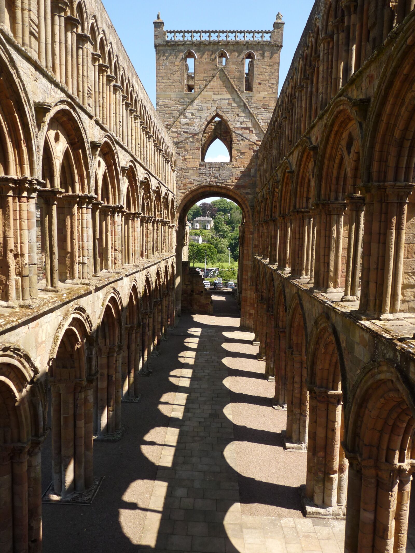 Panasonic Lumix DMC-FZ28 sample photo. Jedburgh, abbey, scotland photography