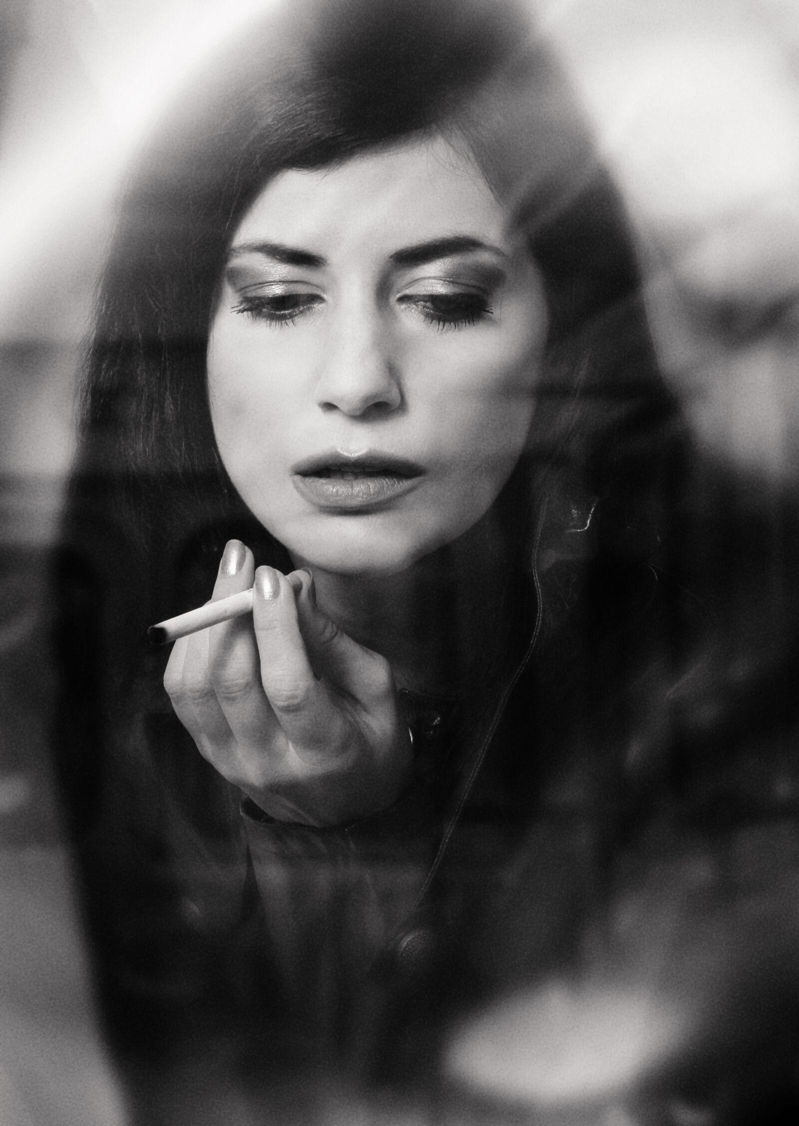Canon EOS 5D Mark II sample photo. Smoke, cigarette, model photography