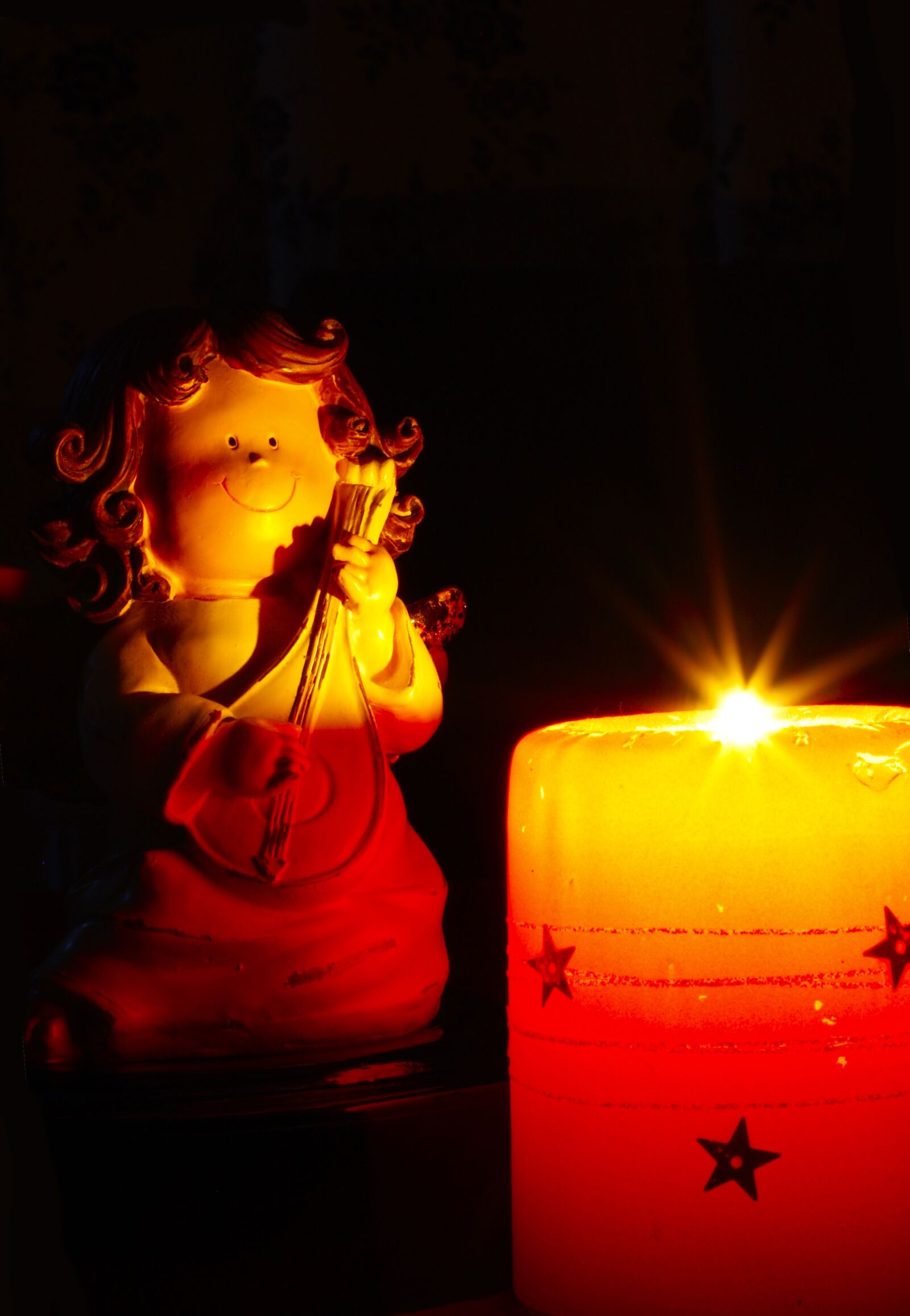 Canon EOS 1000D (EOS Digital Rebel XS / EOS Kiss F) sample photo. Angel, candle, burn photography