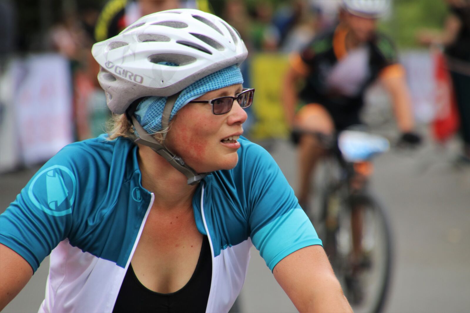 Canon EOS 80D sample photo. Cyclist, cycling, helmet photography