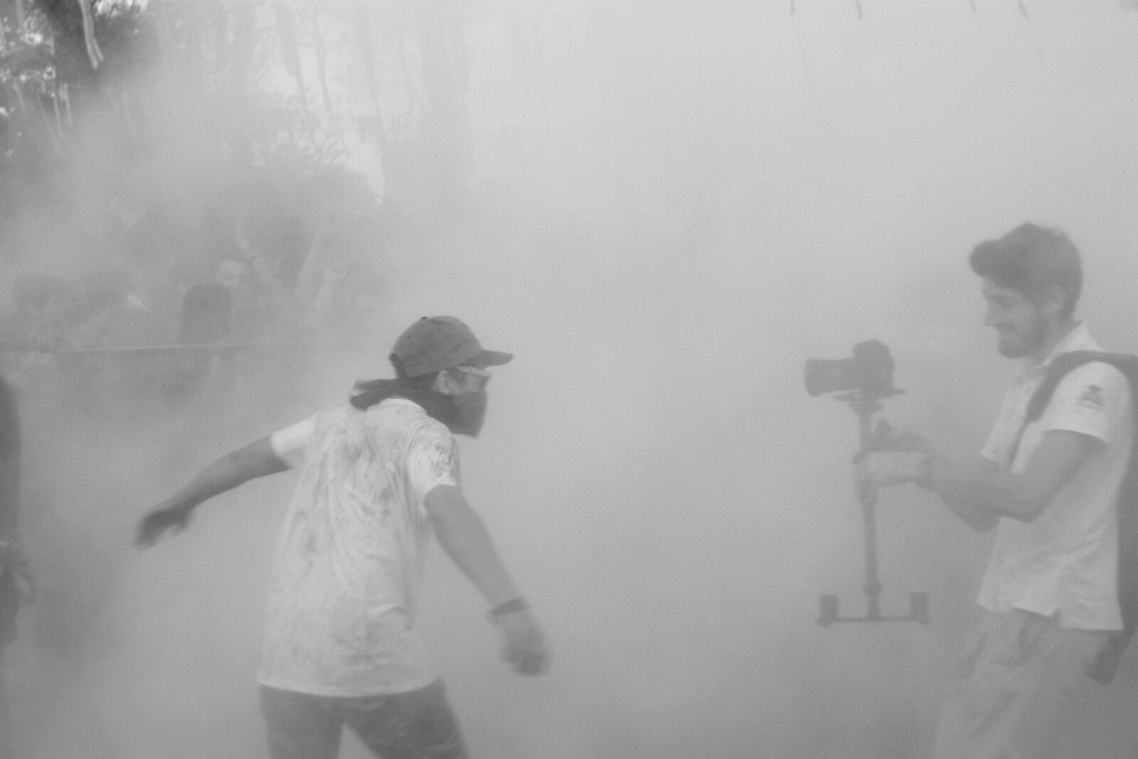 Canon EOS 450D (EOS Rebel XSi / EOS Kiss X2) sample photo. Blackandwhite, boys, cameraman, colorfest photography