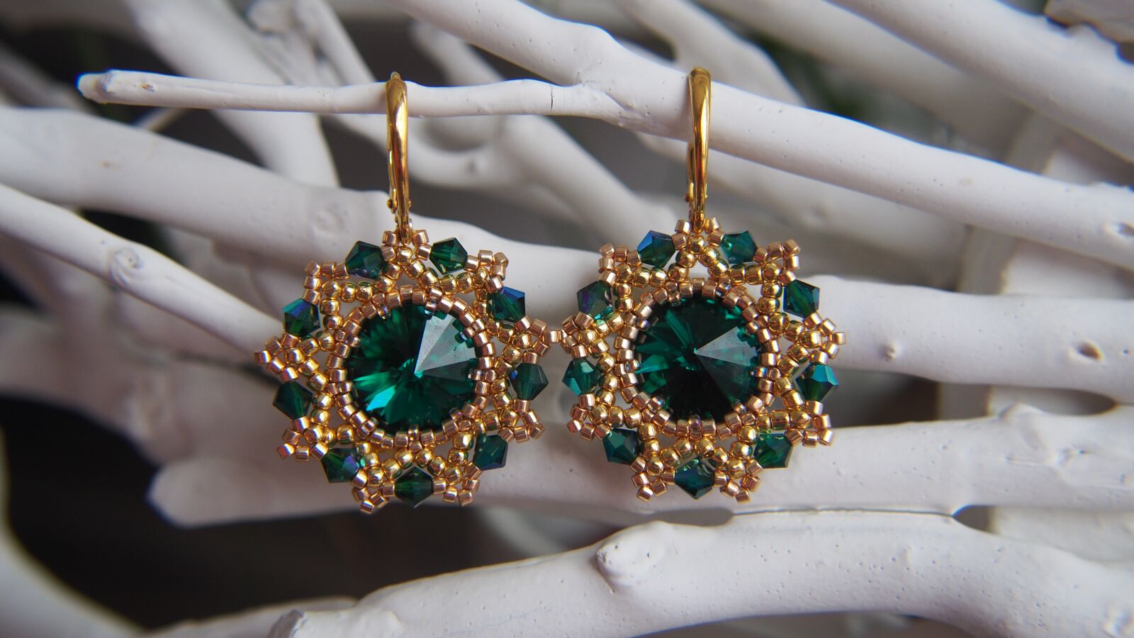 Olympus PEN E-PL6 sample photo. Earrings, jewel, jewelry photography