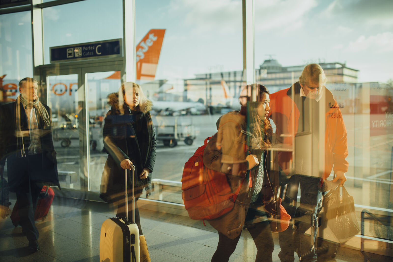 Canon EOS 6D + Sigma 35mm F1.4 DG HSM Art sample photo. Flight, airport, airplane, plane photography