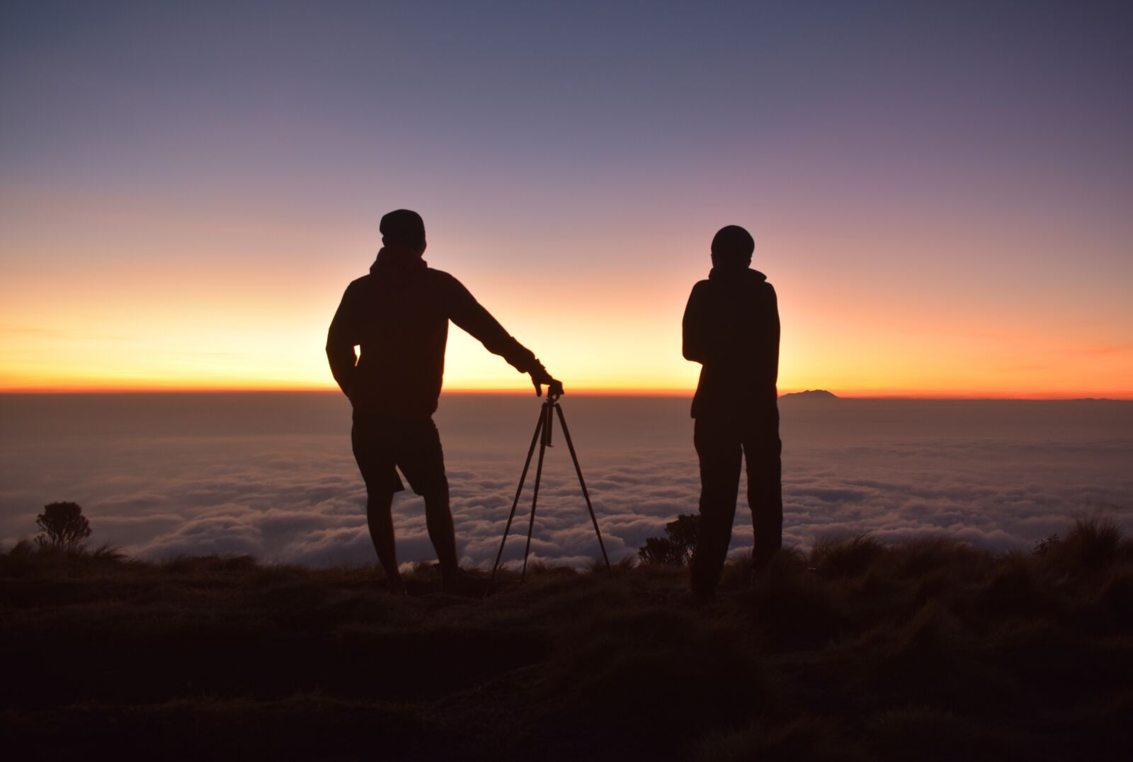 Nikon D3400 sample photo. Silhouette, people, sunrise photography
