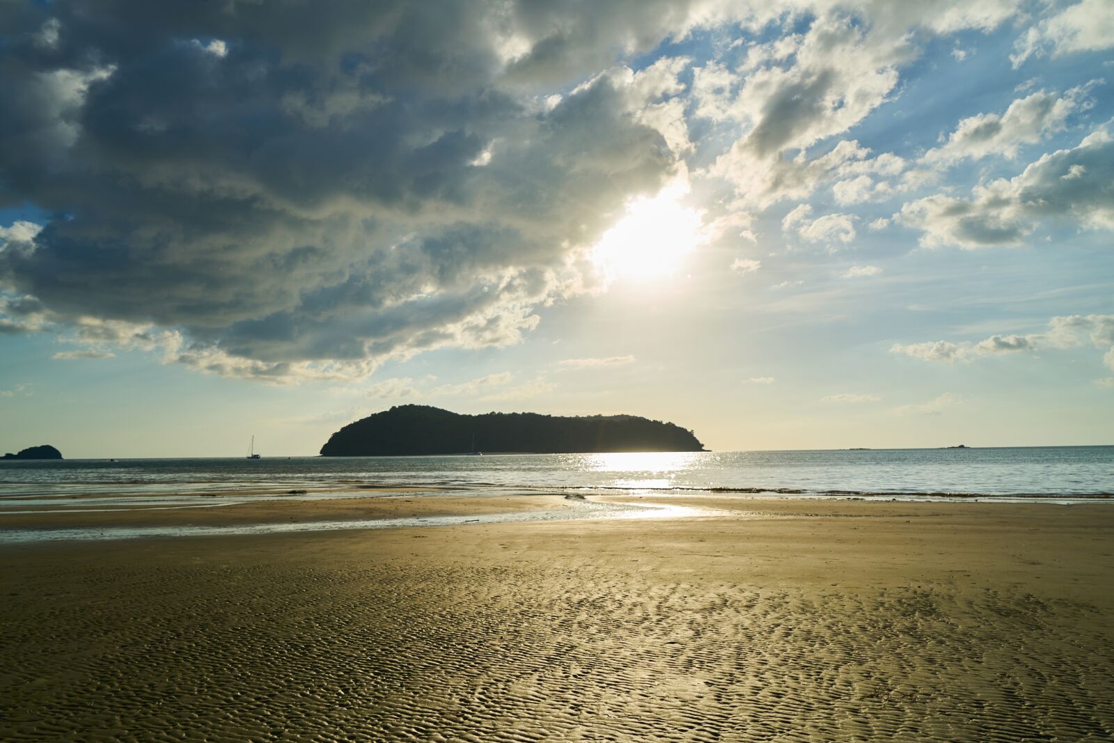Sony a7R II sample photo. Beach, marine, nature photography